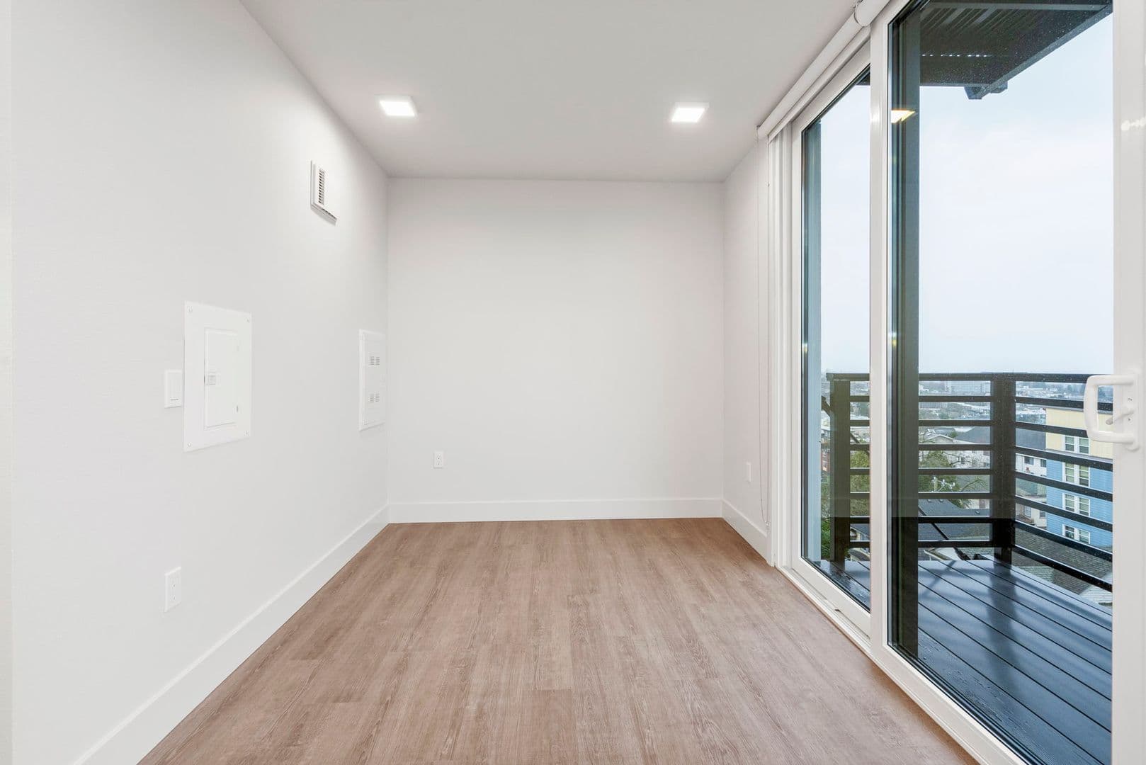 Seattle Apartment: 500 Broadway