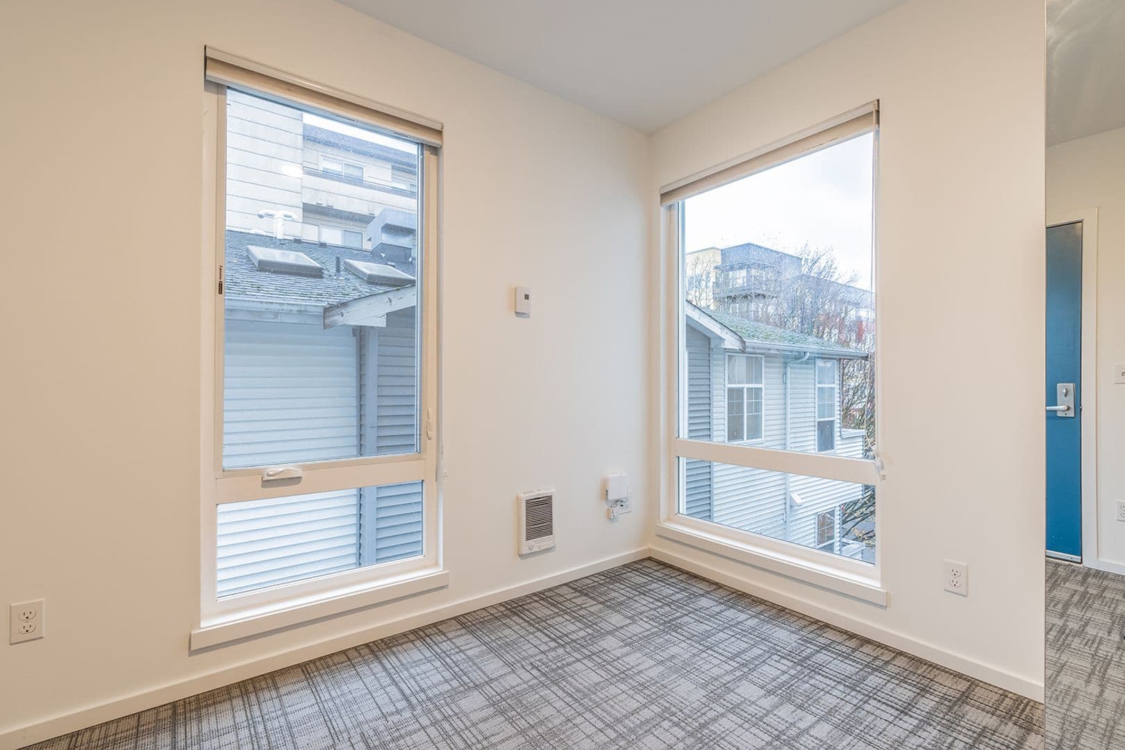 Seattle Apartment: 2418 NW 58th St