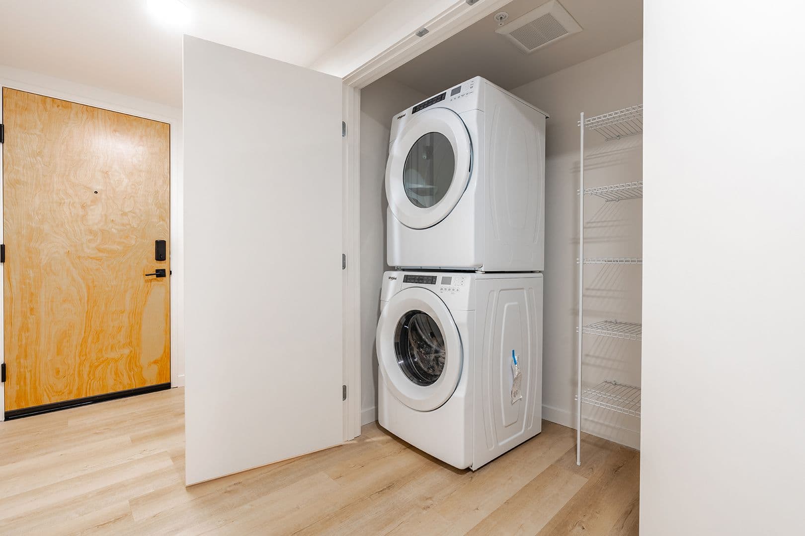 Tacoma Apartment: 2501 Commerce St