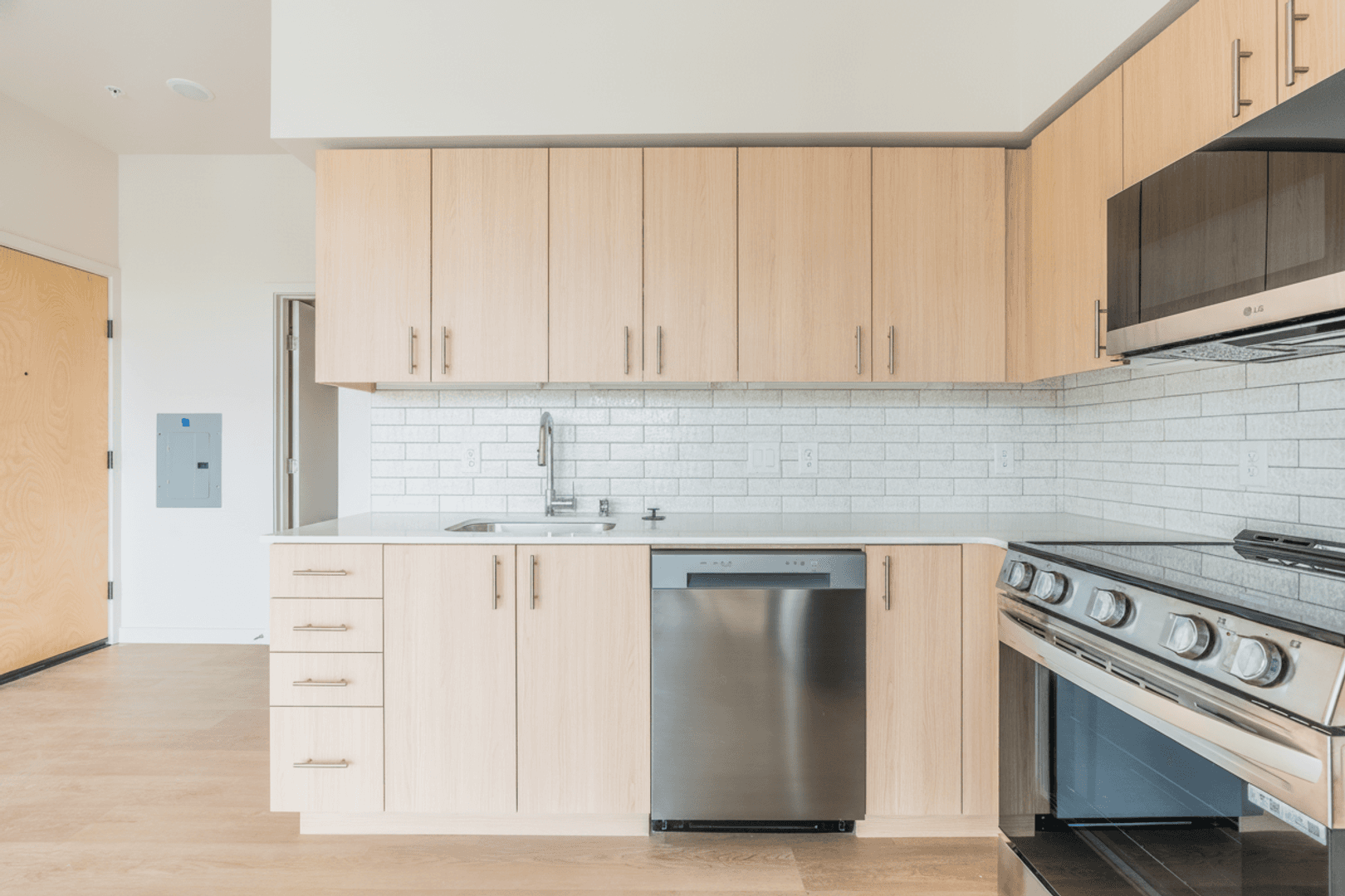 Seattle Apartment: 2210 E Cherry St