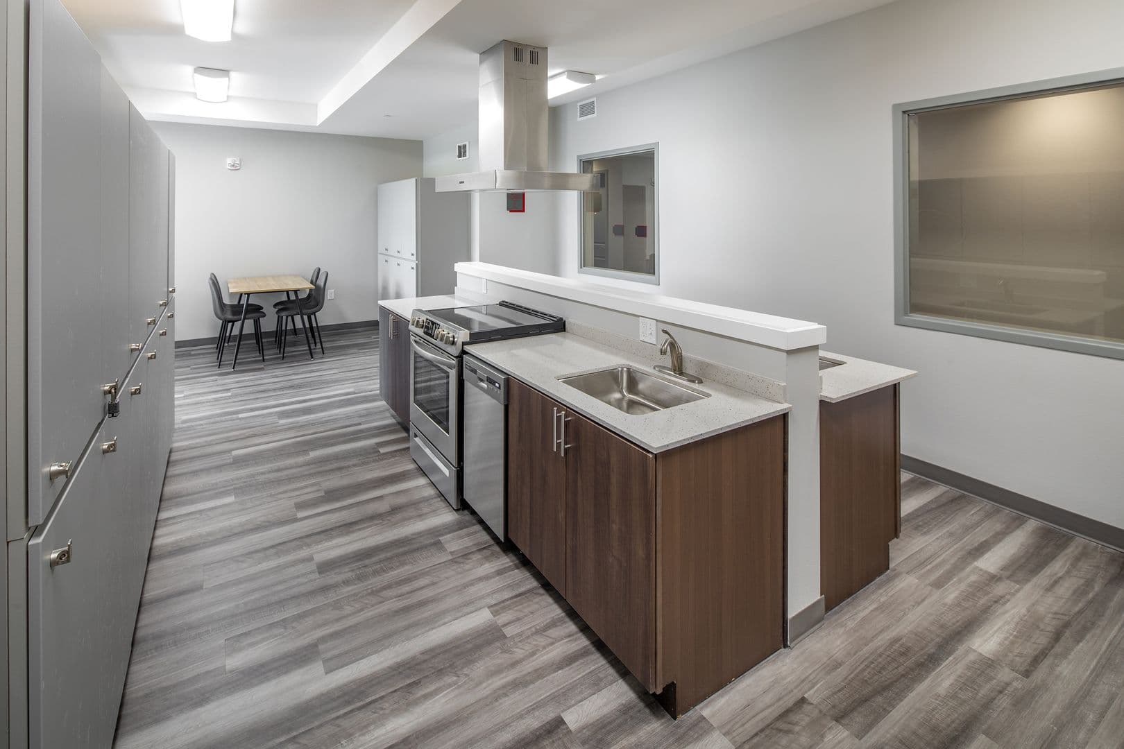 Portland Apartment: 3912 N Vancouver Ave