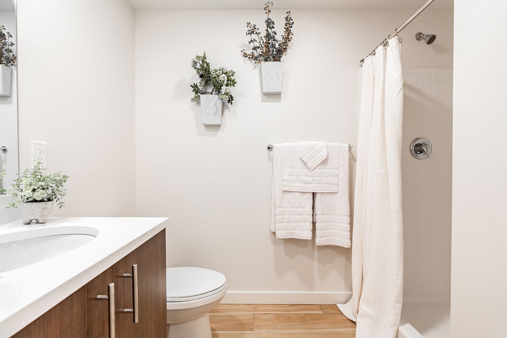 Tacoma Apartment: 2501 Commerce St