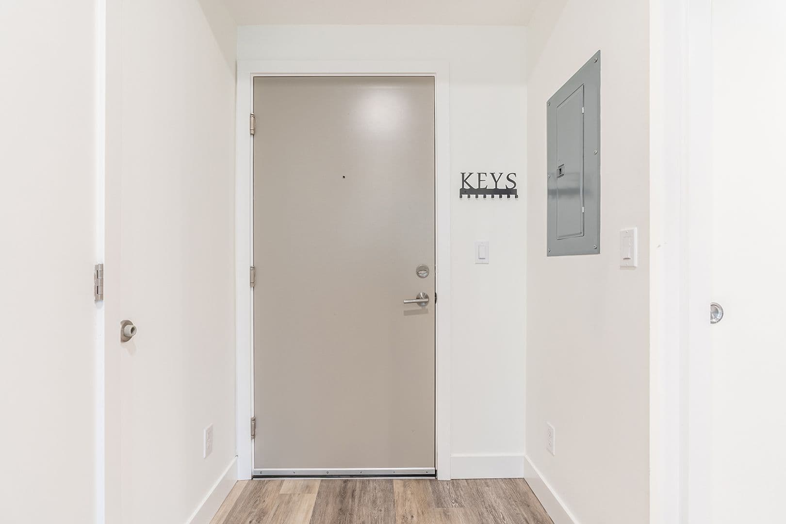 Seattle Apartment: 120 10th Avenue East
