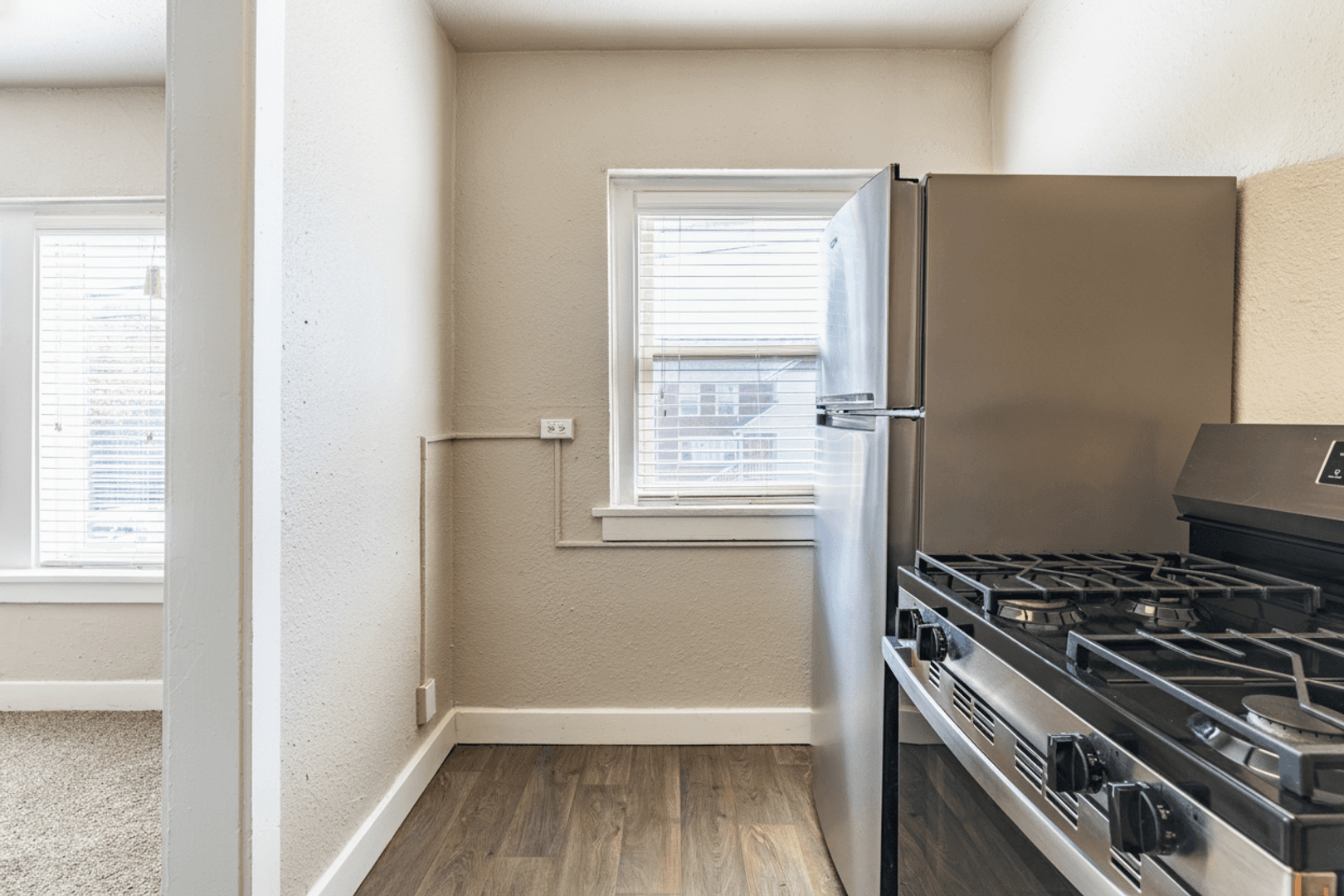 Tacoma Apartment: 1224 Yakima Ave S