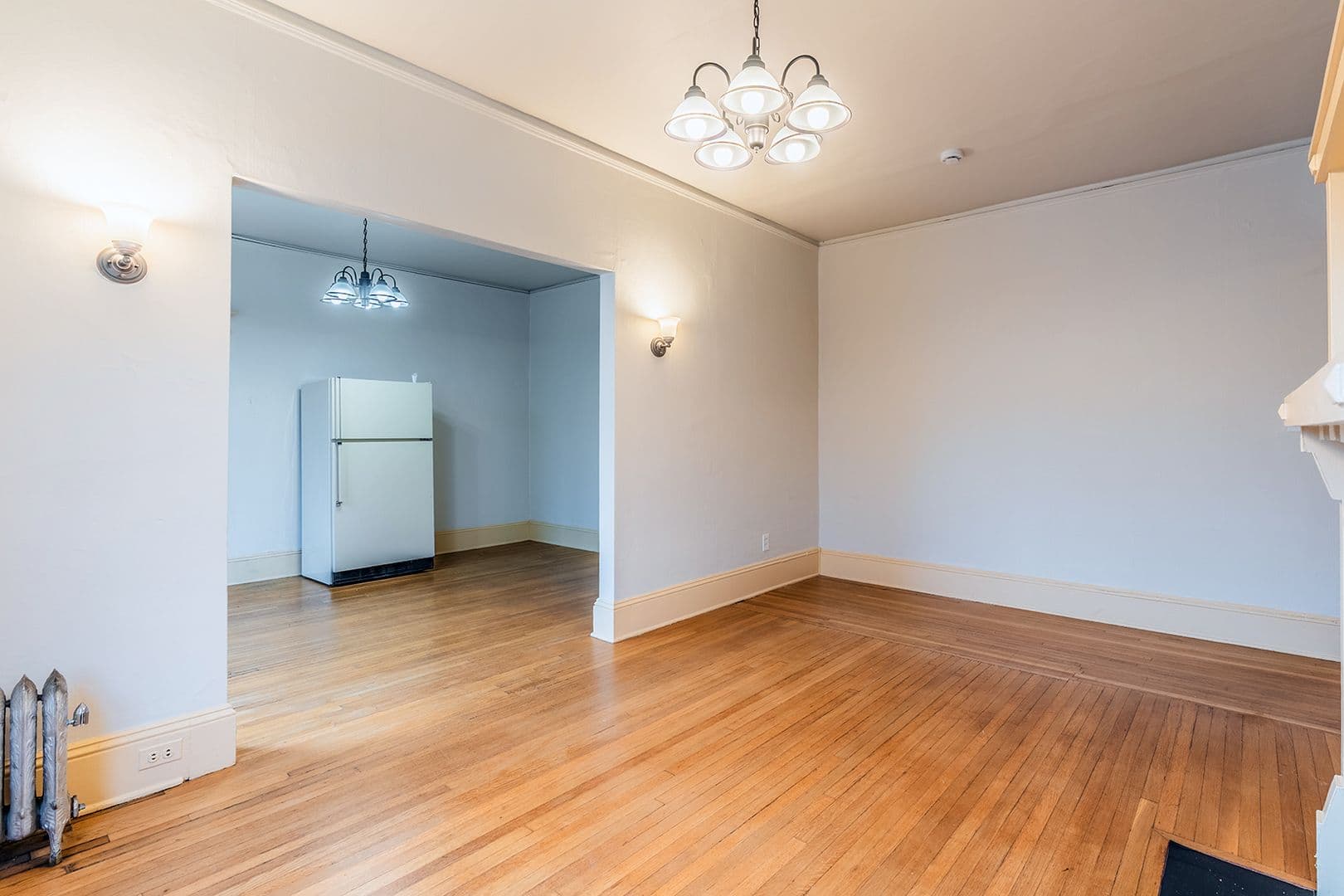 Seattle Apartment: 1625 E Madison St
