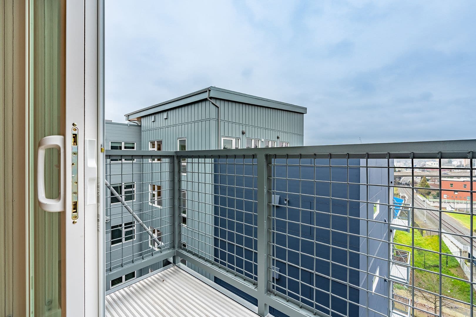 Tacoma Apartment: 2501 Commerce St