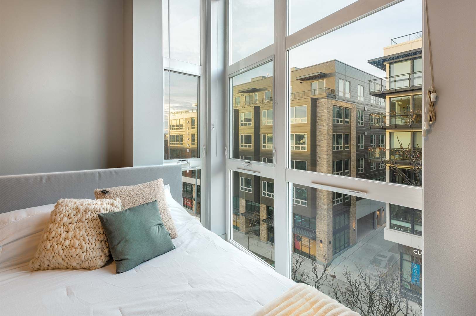 Seattle Apartment: 3028 1st Ave