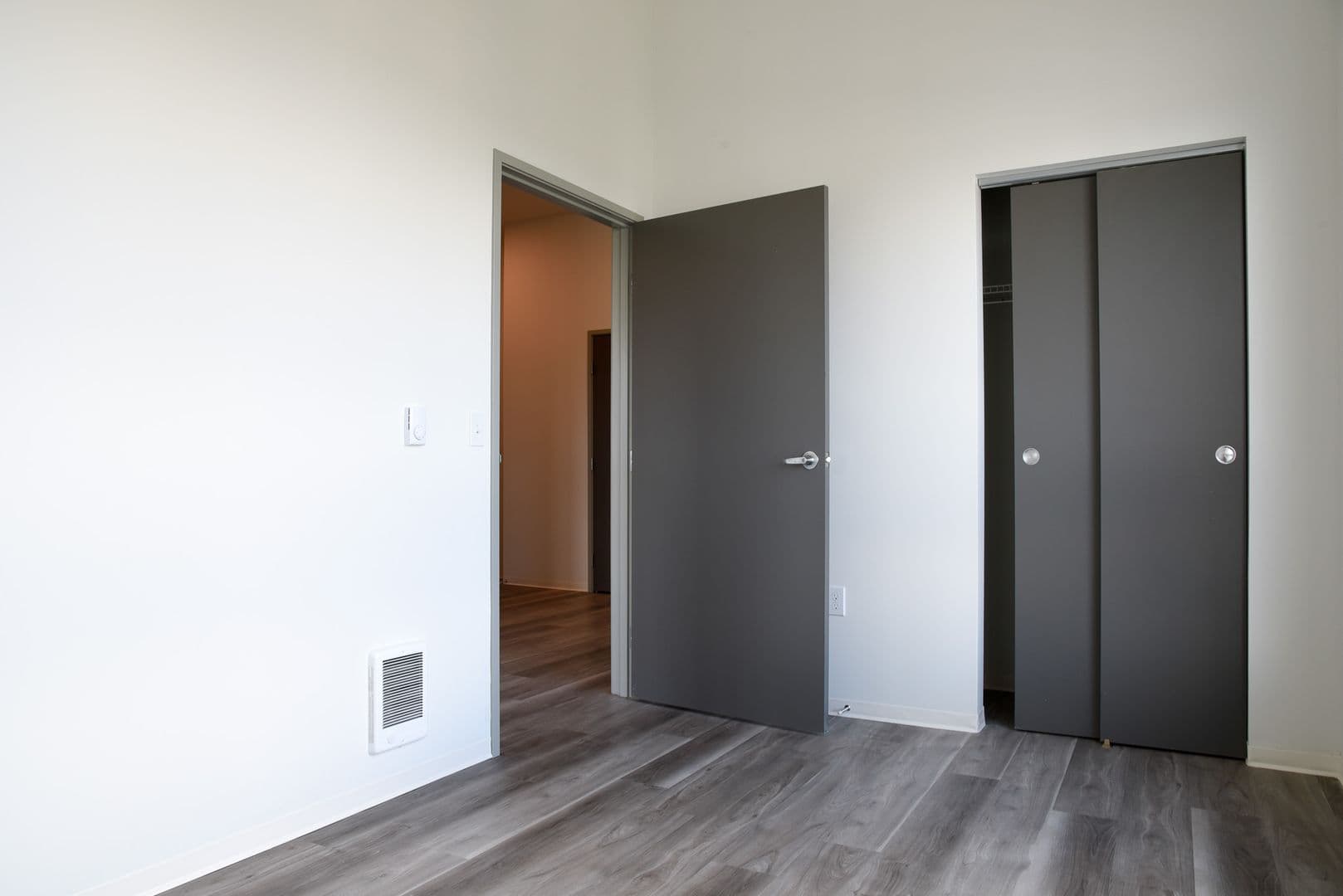 Portland Apartment: 5460 N Interstate Ave