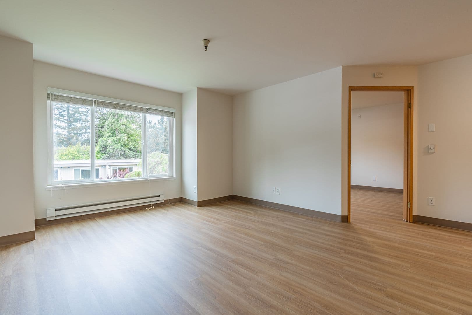 Bellevue Apartment: 15750 NE 15th Street