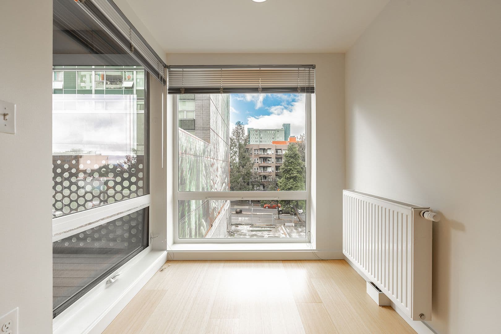 Seattle Apartment: 2217 3rd Ave