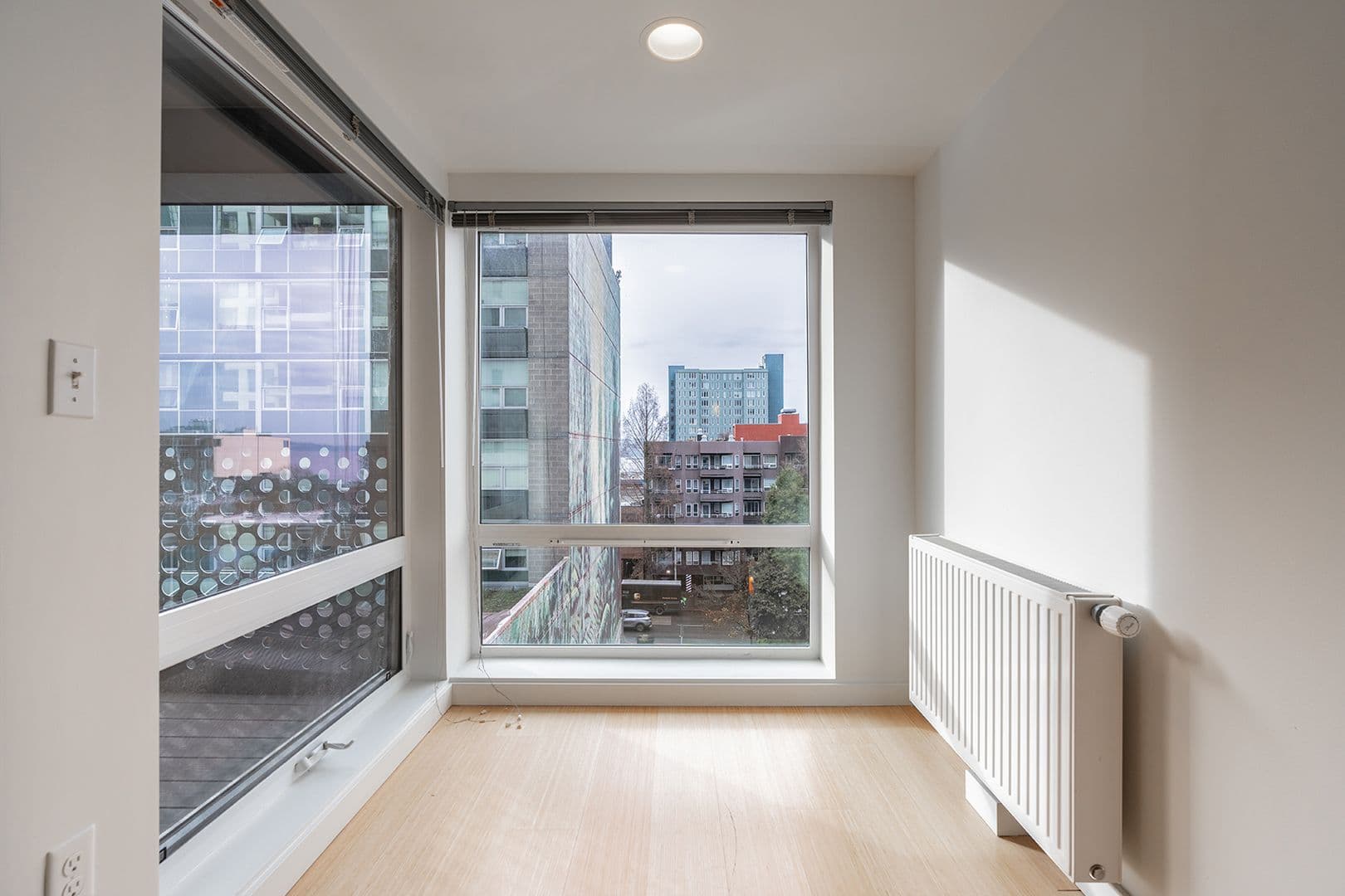 Seattle Apartment: 2217 3rd Ave