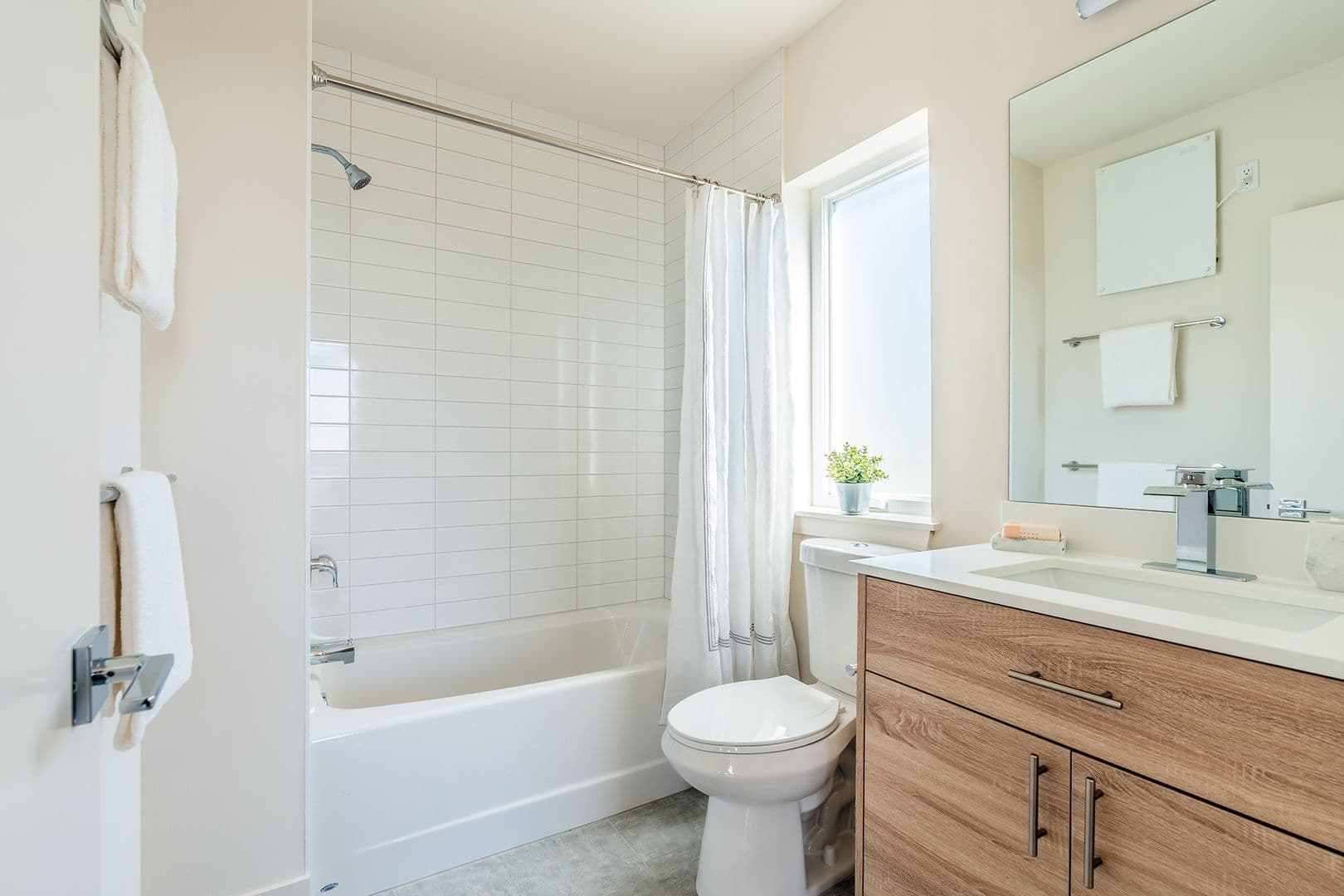 Seattle Townhome: 6500 S 133RD ST