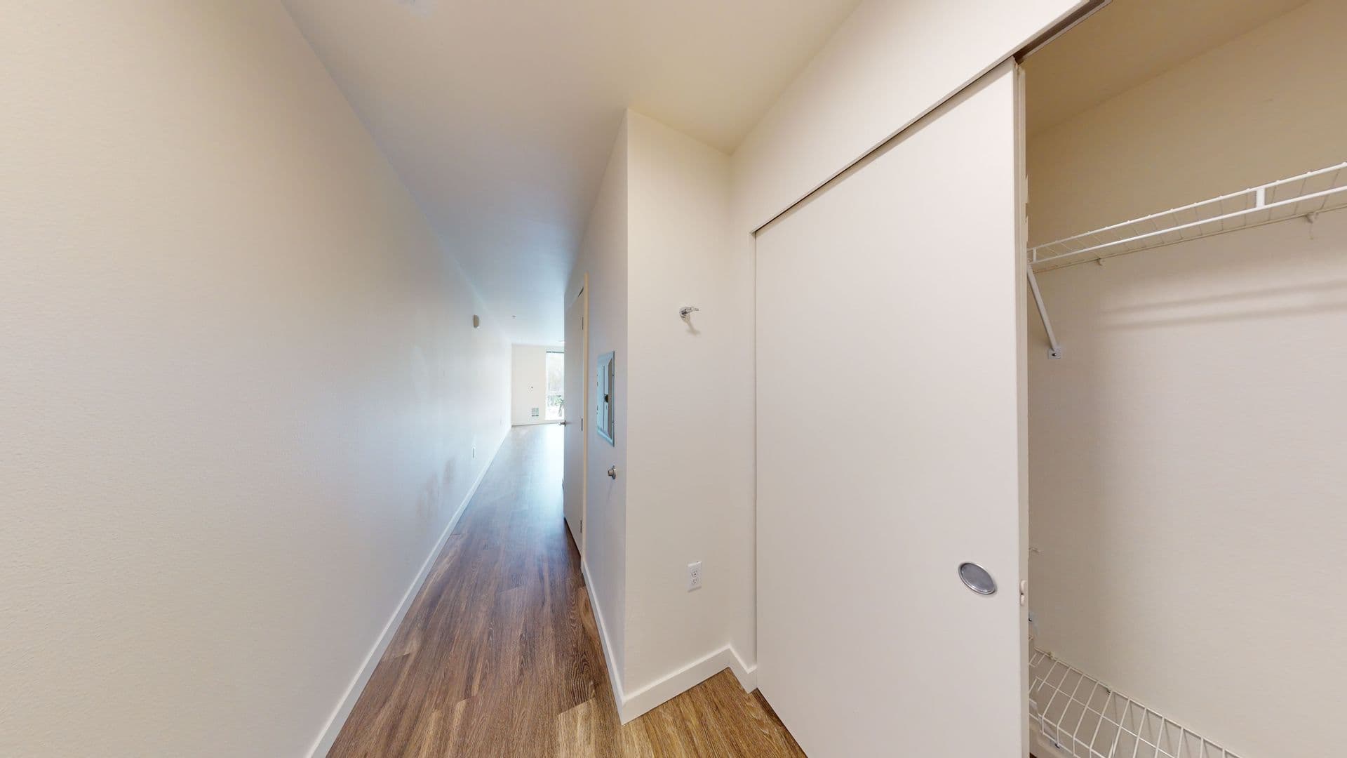 Seattle Apartment: 1715 12th Ave