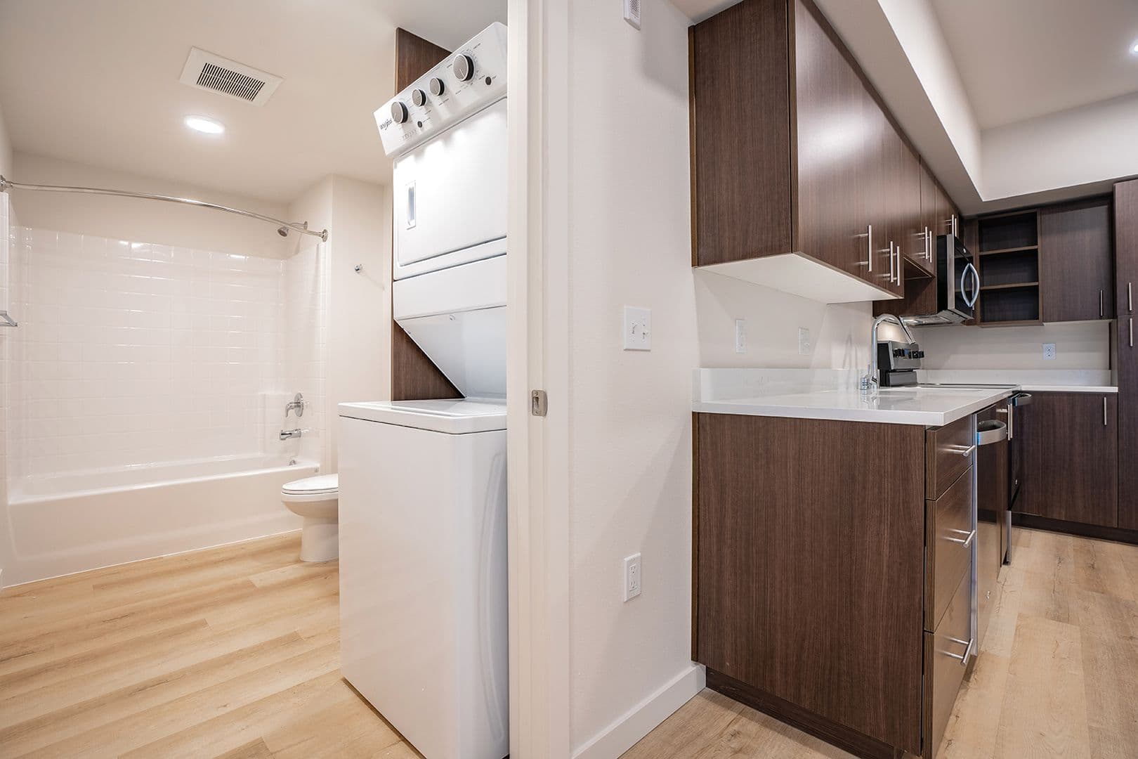 Tacoma Apartment: 2501 Commerce St