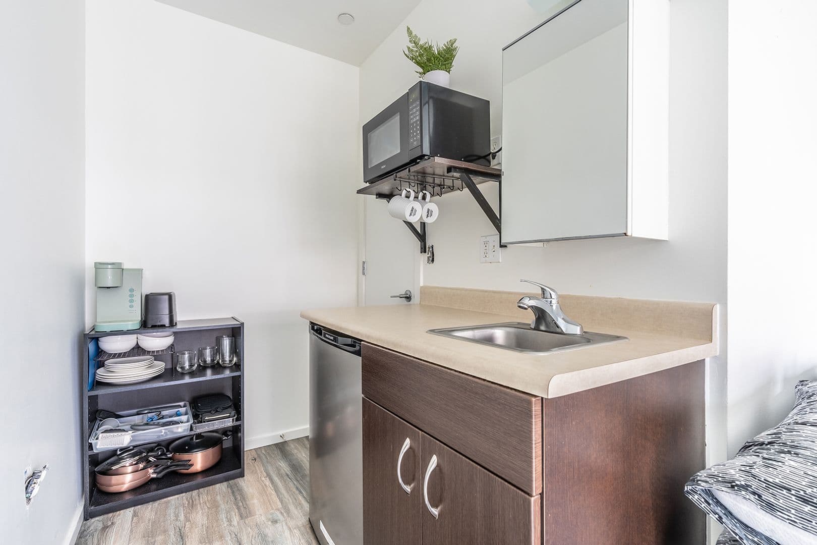 Seattle Apartment: 116 13th Ave East