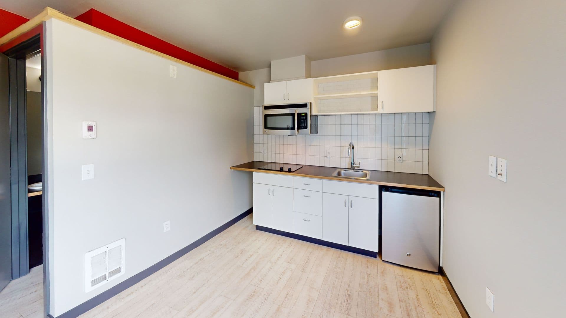 Seattle Apartment: 1523 E Madison St
