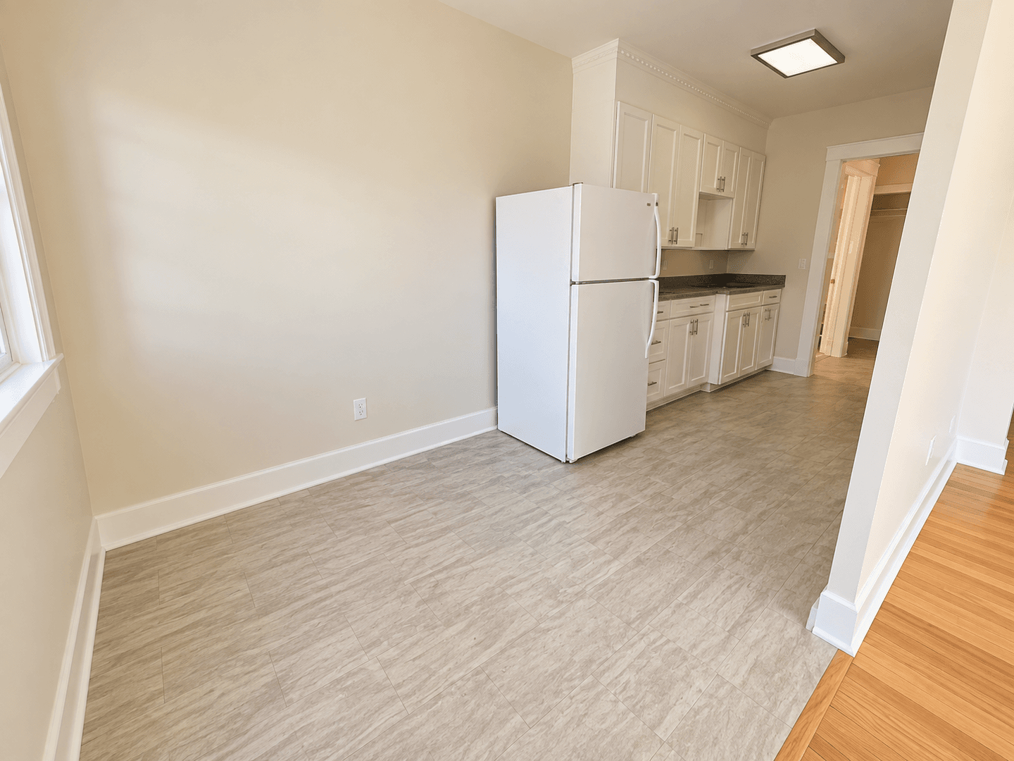 Seattle Apartment: 1330 Boren Ave