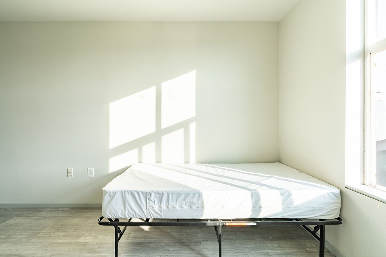 Portland Apartment: 1521 NE 41st Ave