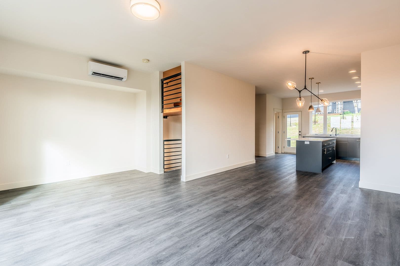 Seattle Townhome: 6500 S 133RD ST