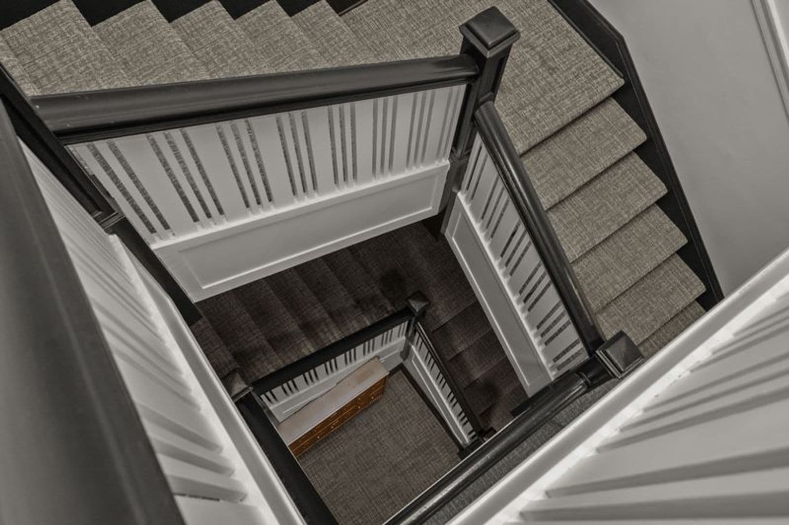Seattle Apartment: 4210 Brooklyn Ave NE