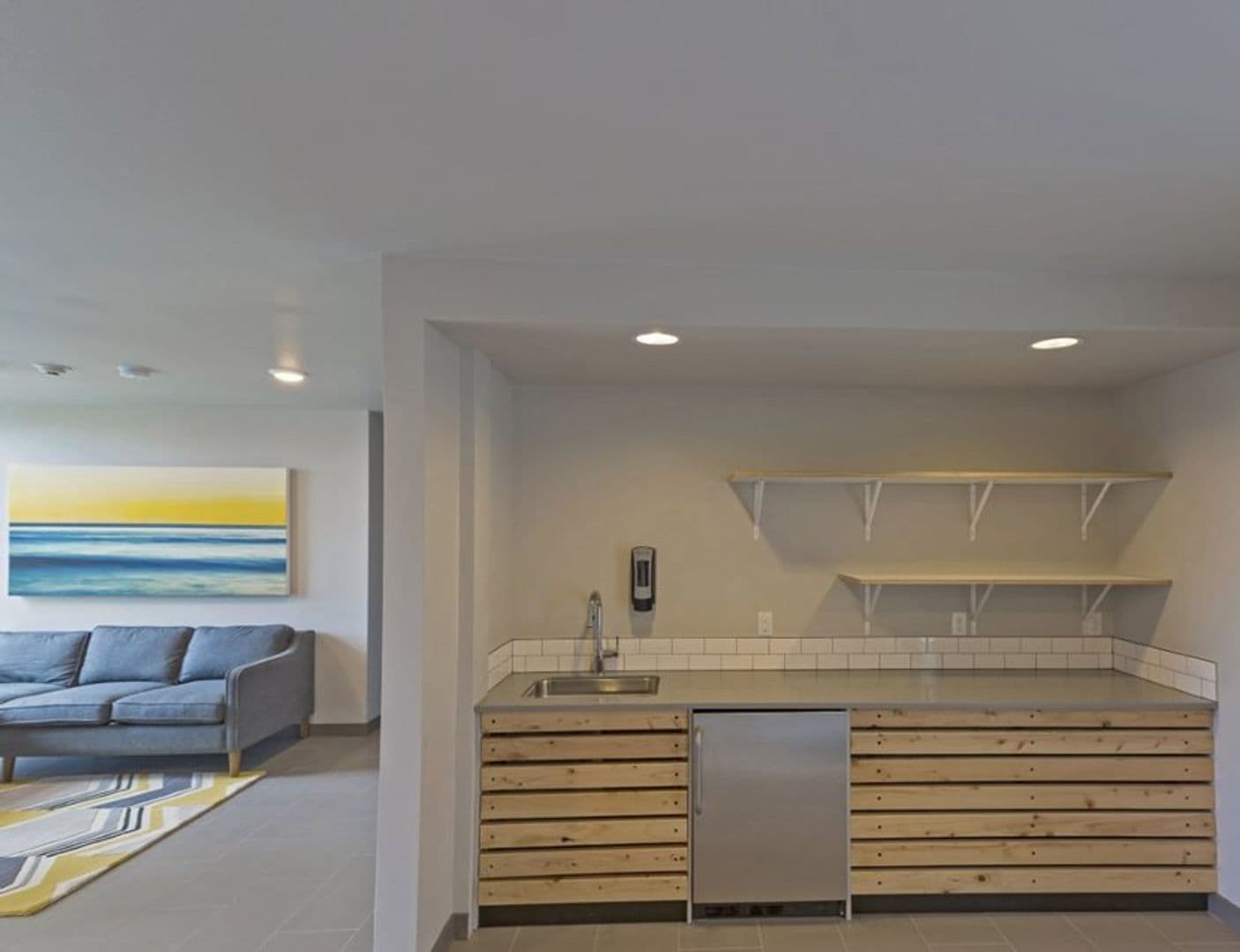 Seattle Apartment: 2820 Eastlake Ave E