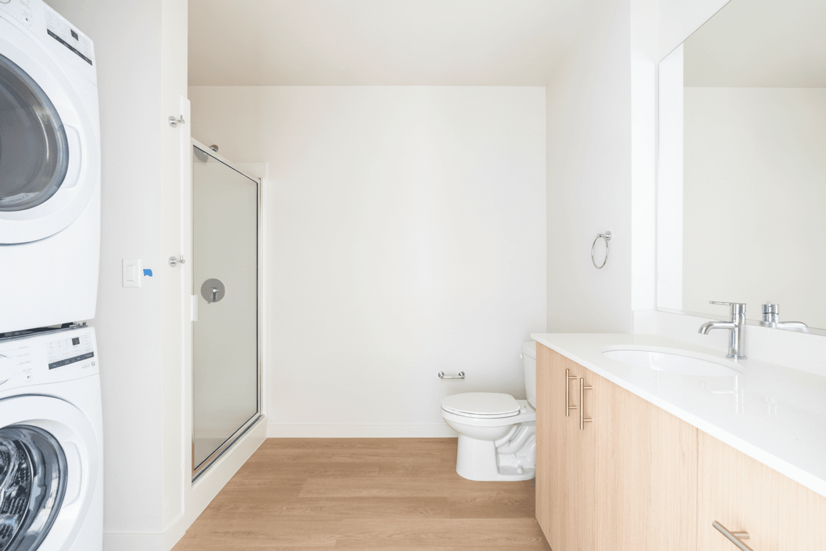 Seattle Apartment: 2210 E Cherry St