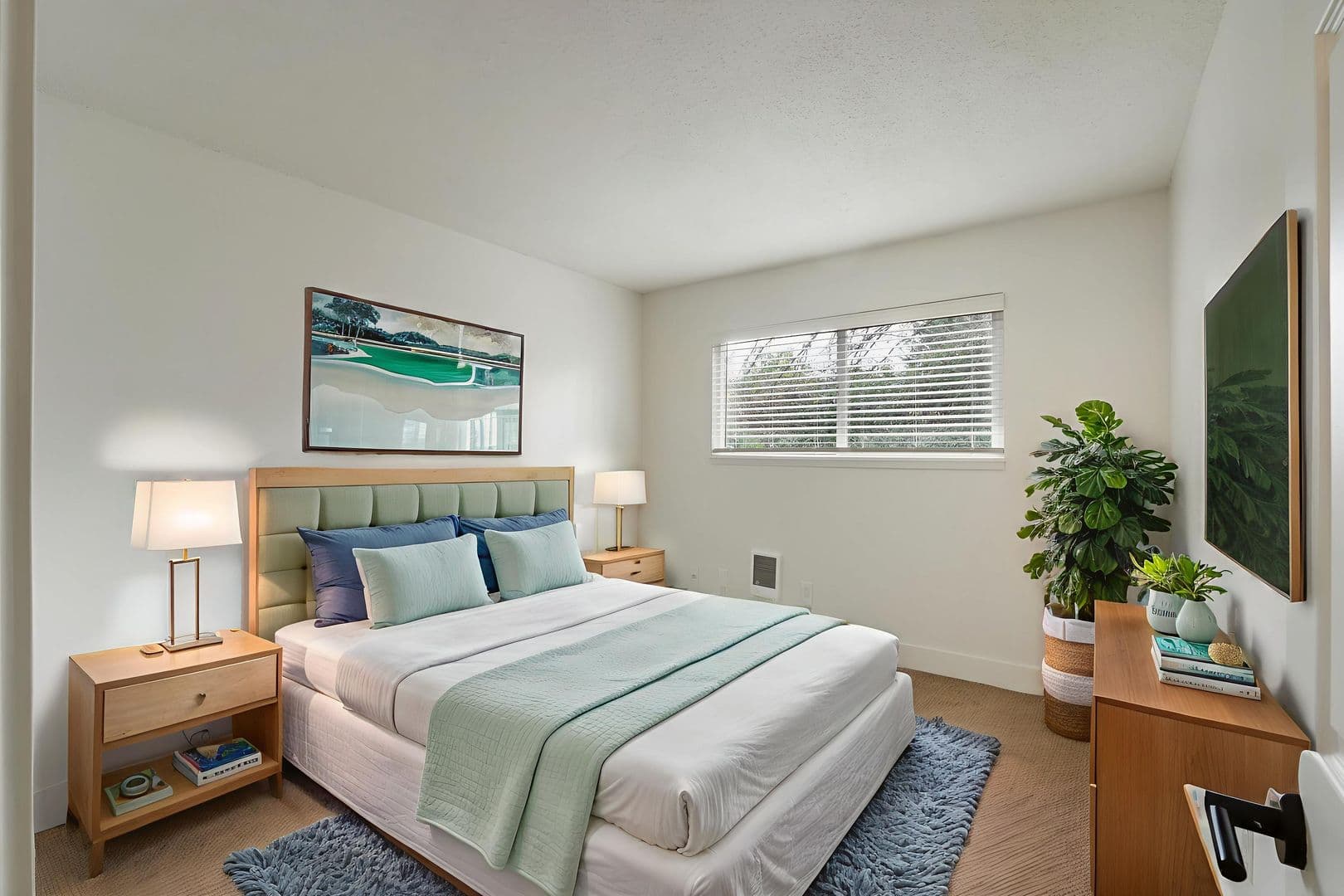 Portland Apartment: 865 NE 122nd Ave