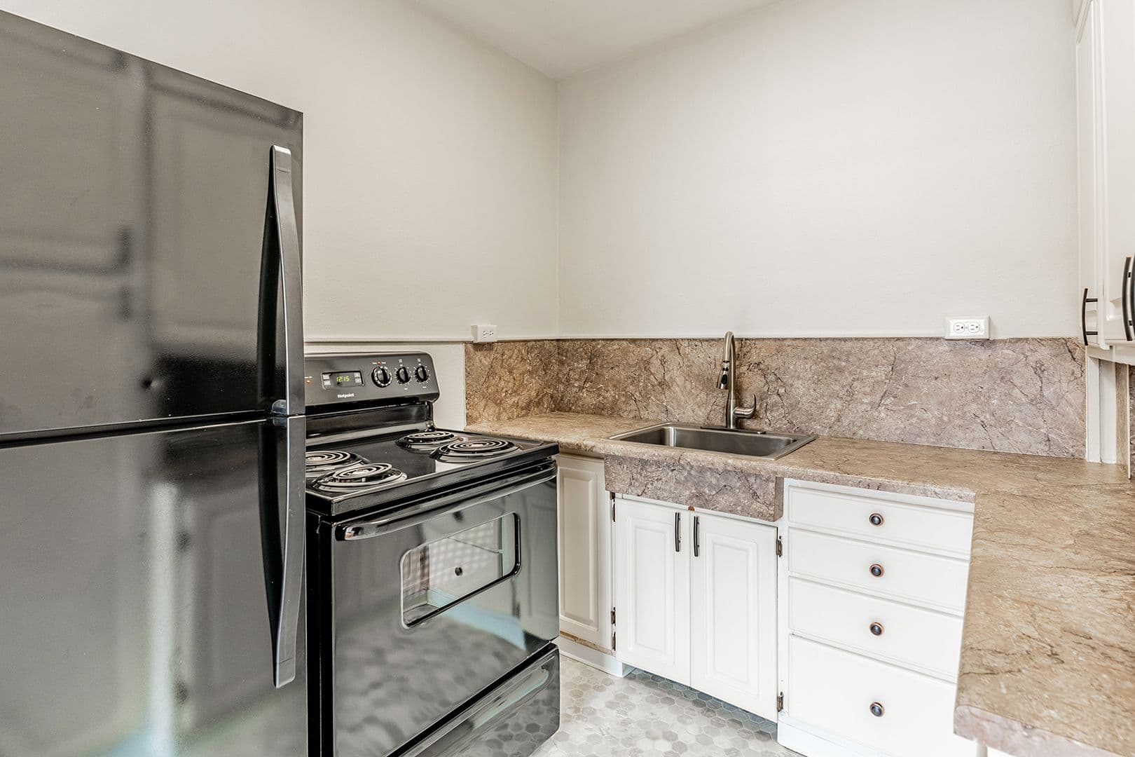 Seattle Apartment: 1705 Belmont Ave