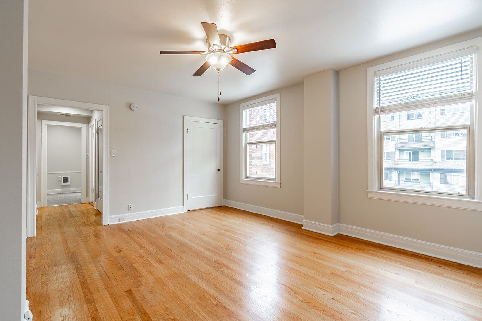 Seattle Apartment: 1330 Boren Ave