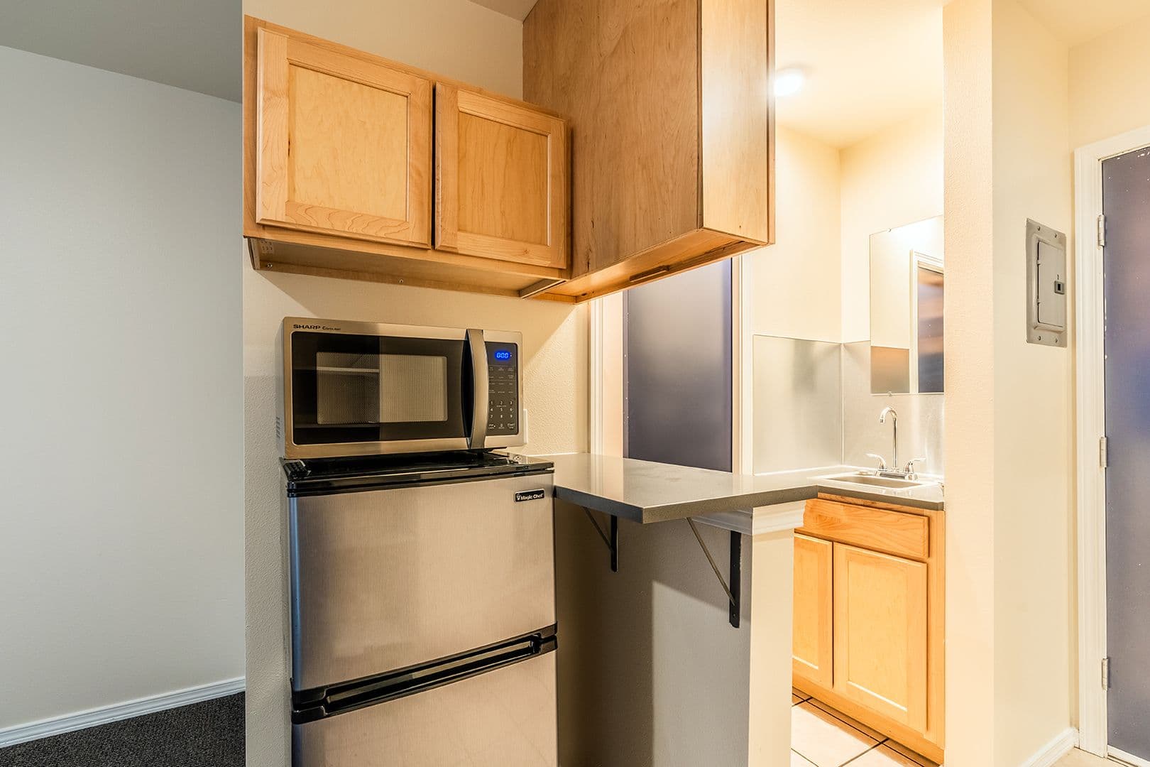 Seattle Apartment: 1728 Summit Ave