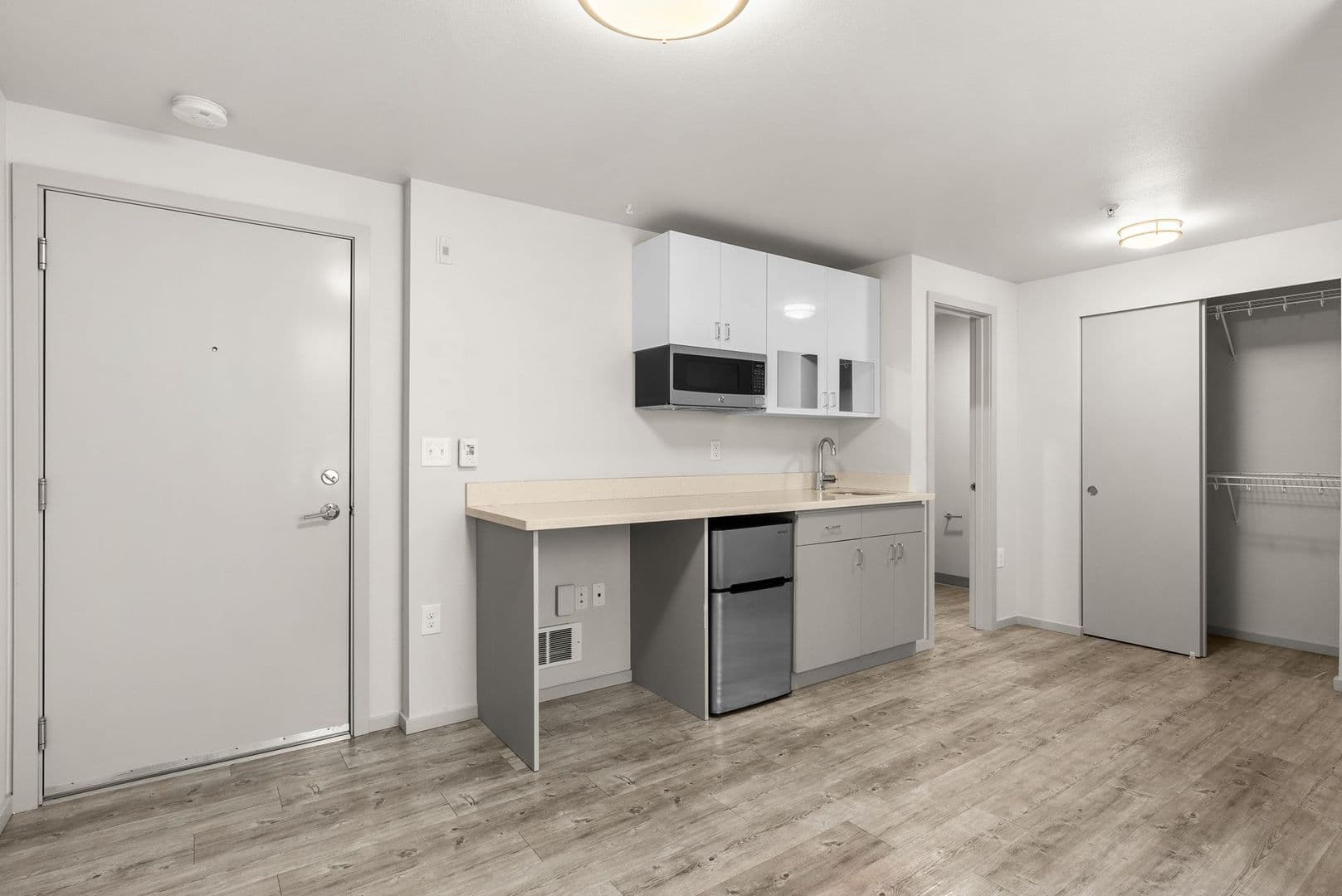 Seattle Apartment: 1812 12th Ave