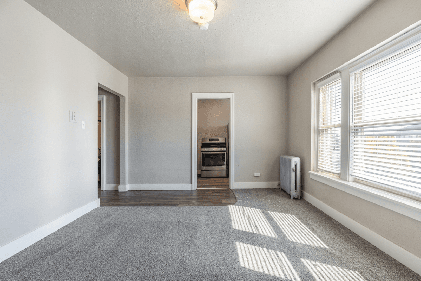 Tacoma Apartment: 1224 Yakima Ave S