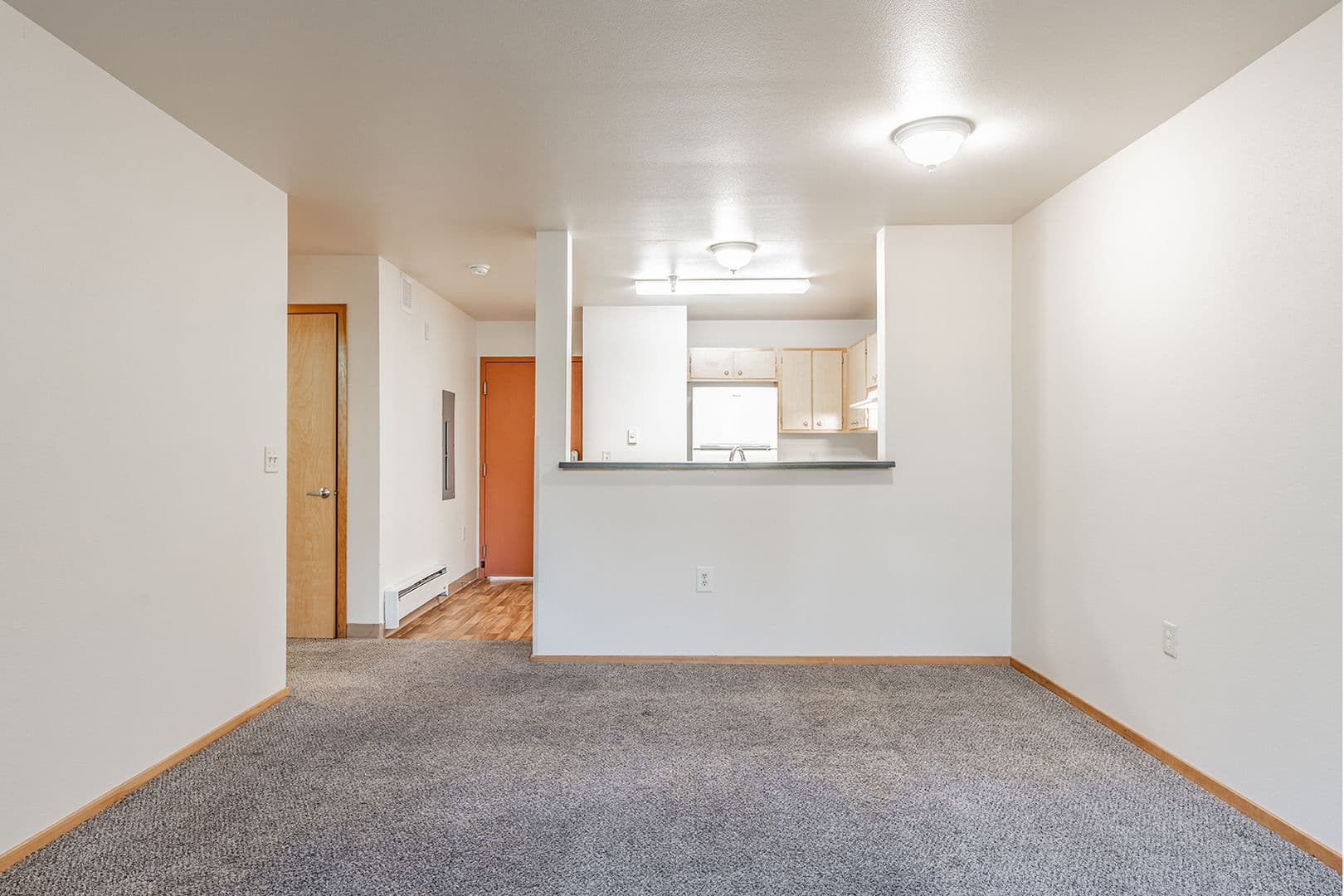Portland Apartment: 36 NE 147th Ave