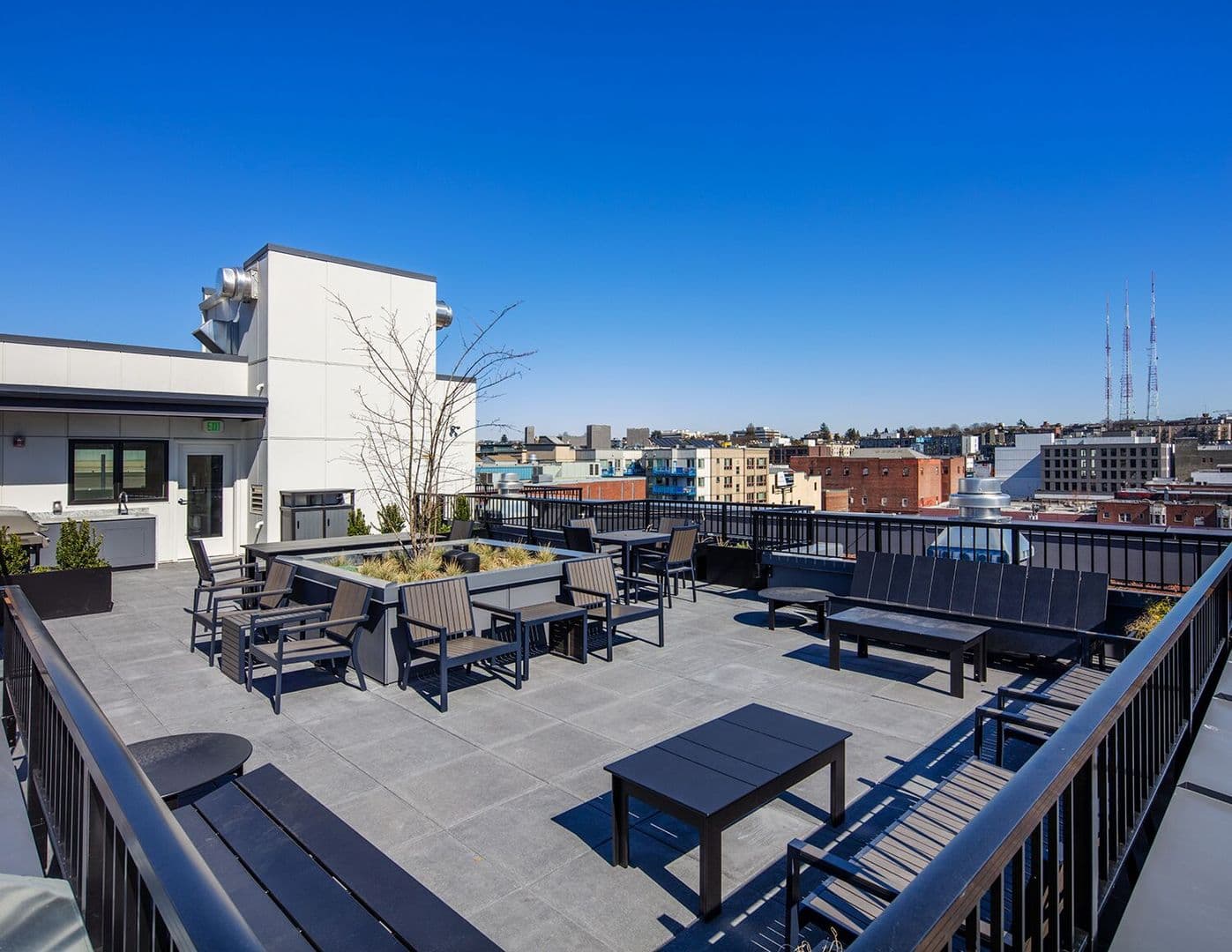 Seattle Apartment: 722 E Pike St