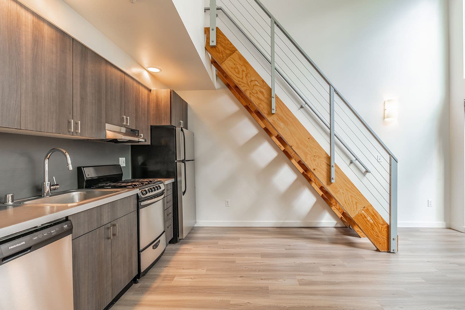 Seattle Apartment: 2217 3rd Ave