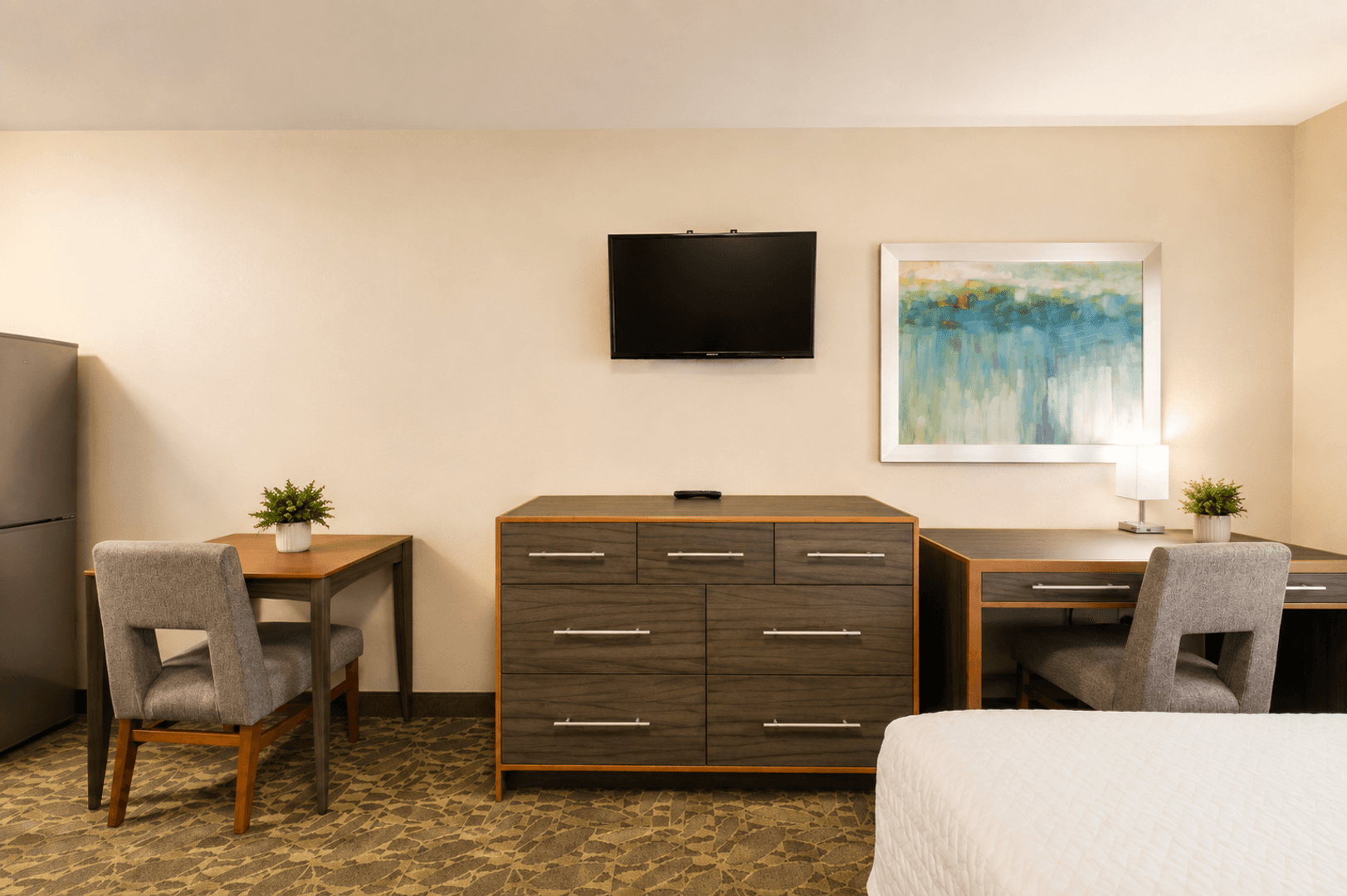 Bellevue Apartment: 225 112th Ave NE