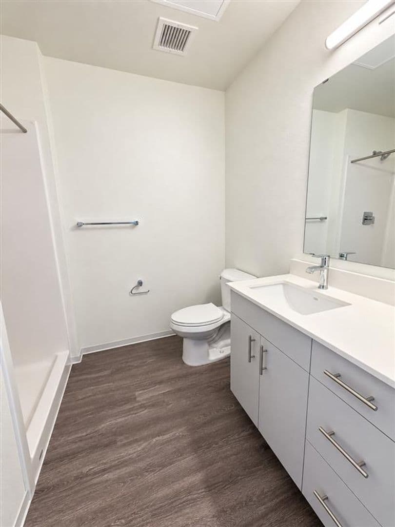 Spokane Apartment: 308 W 5th Ave