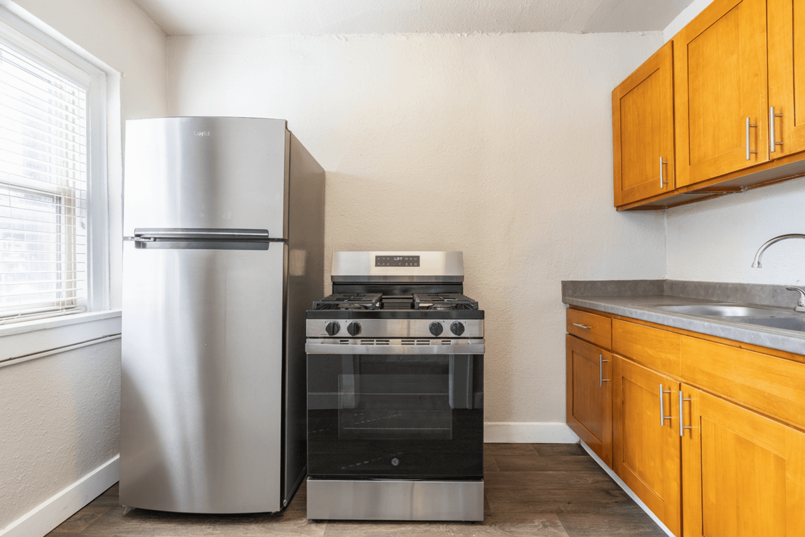 Tacoma Apartment: 1224 Yakima Ave S
