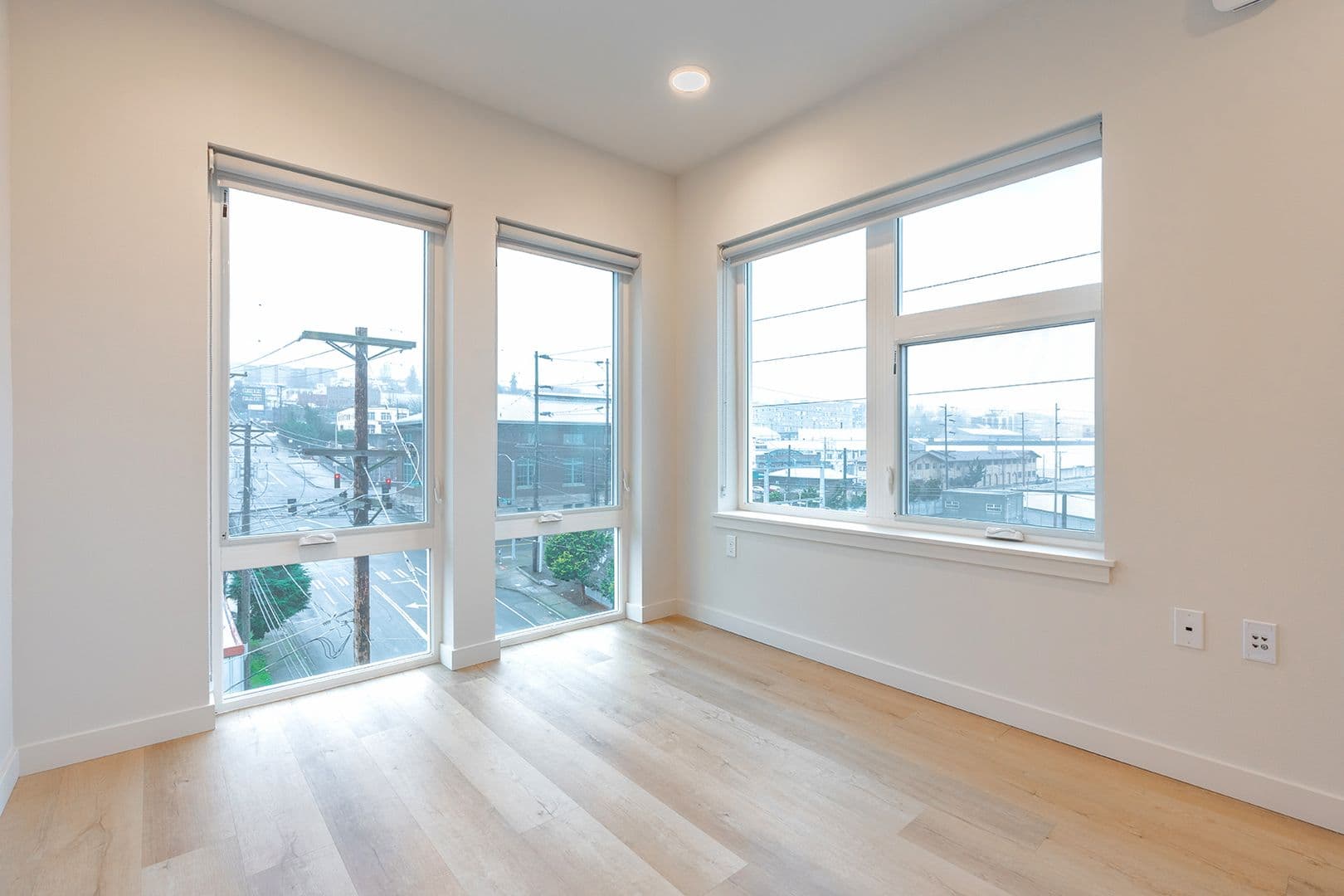 Tacoma Apartment: 2501 Commerce St
