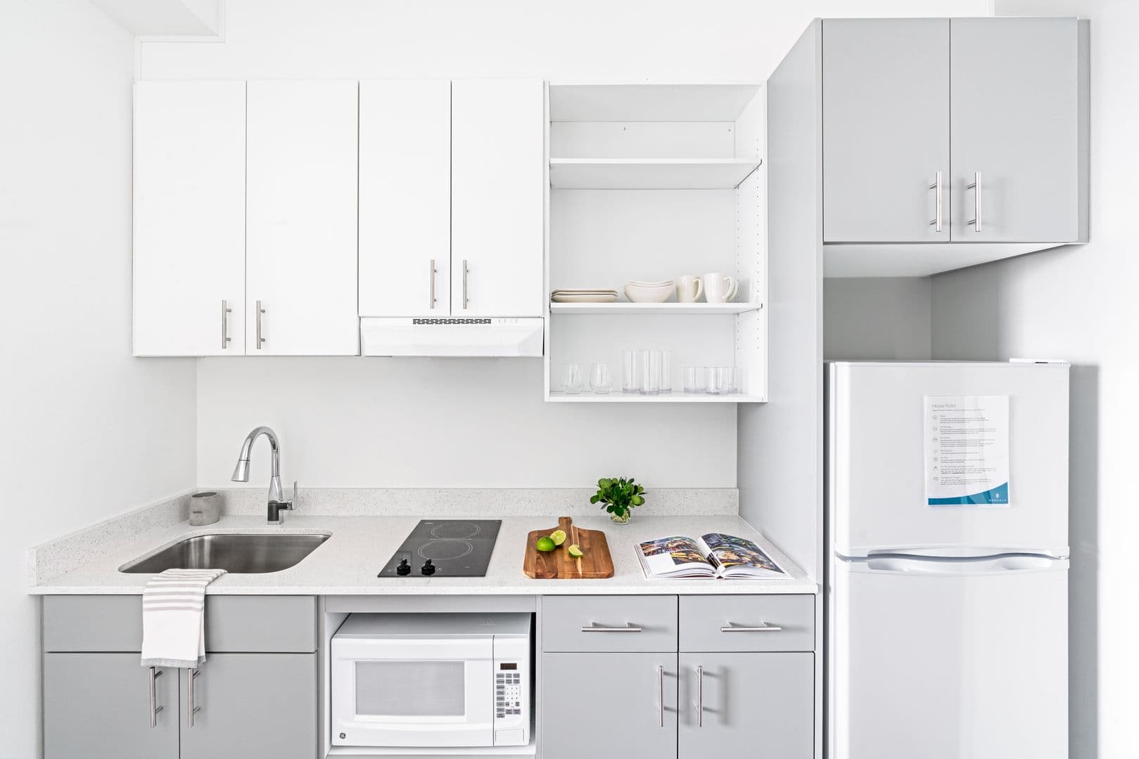 Portland Apartment: 1611 NW Marshall St