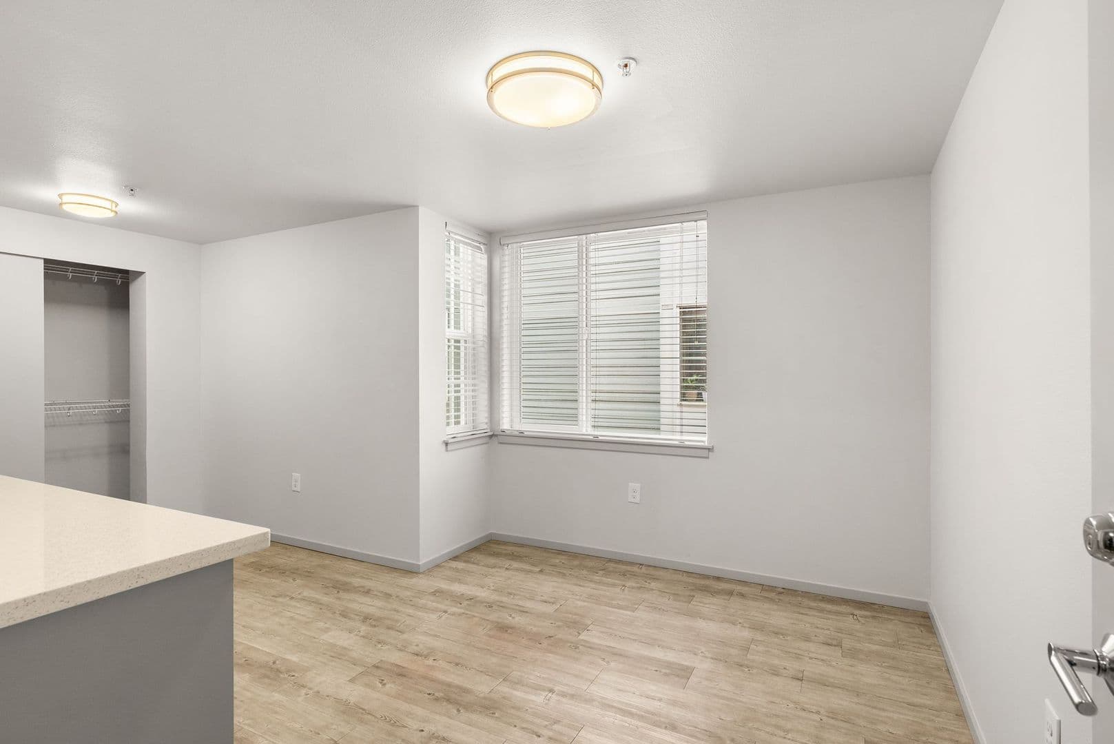 Seattle Apartment: 1812 12th Ave
