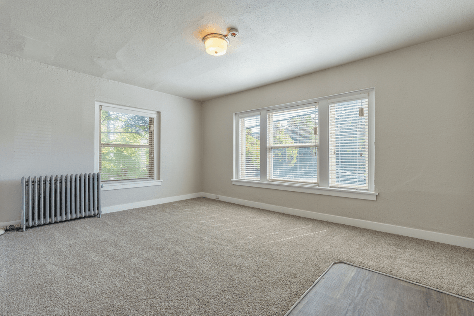 Tacoma Apartment: 1224 Yakima Ave S