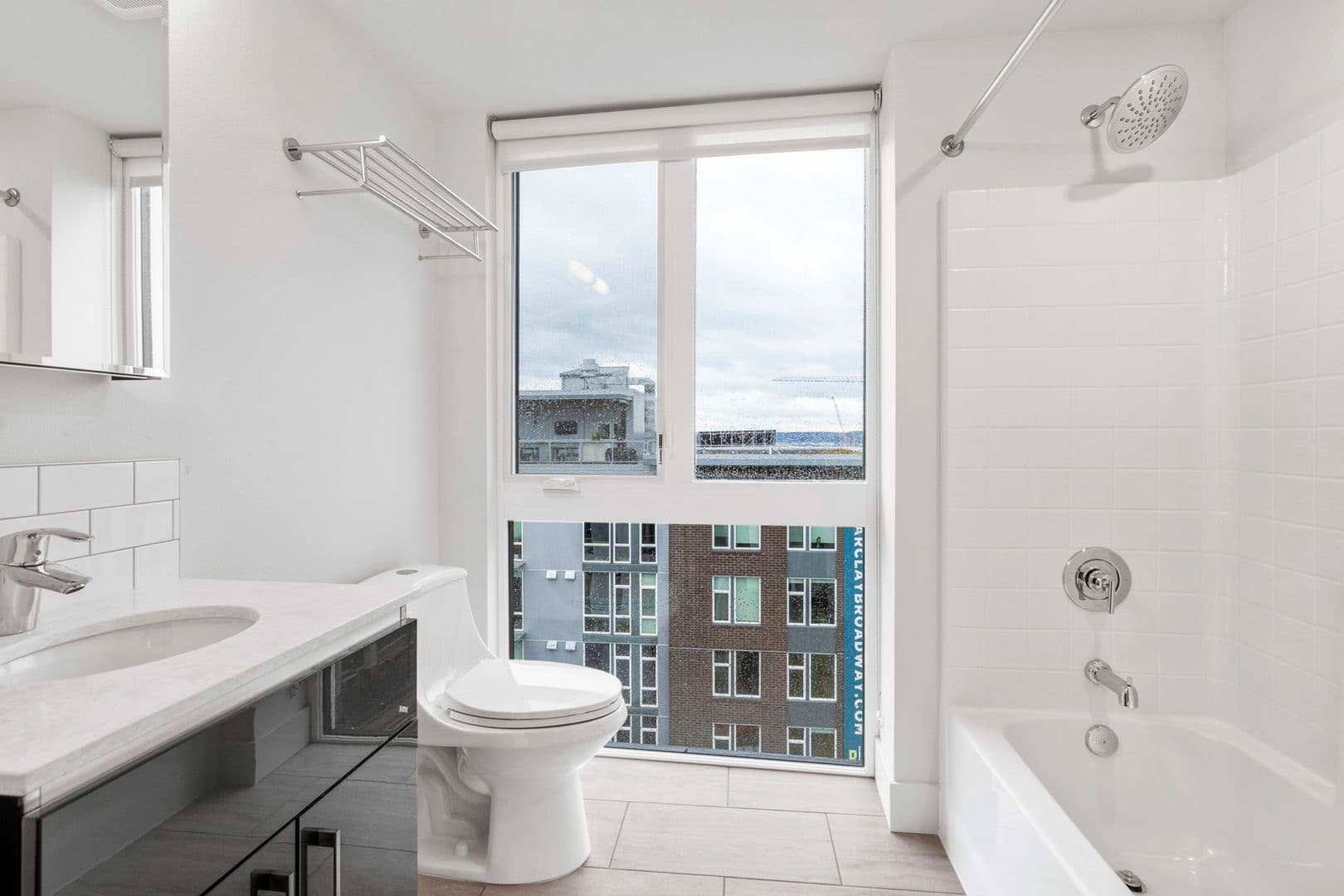 Seattle Apartment: 500 Broadway