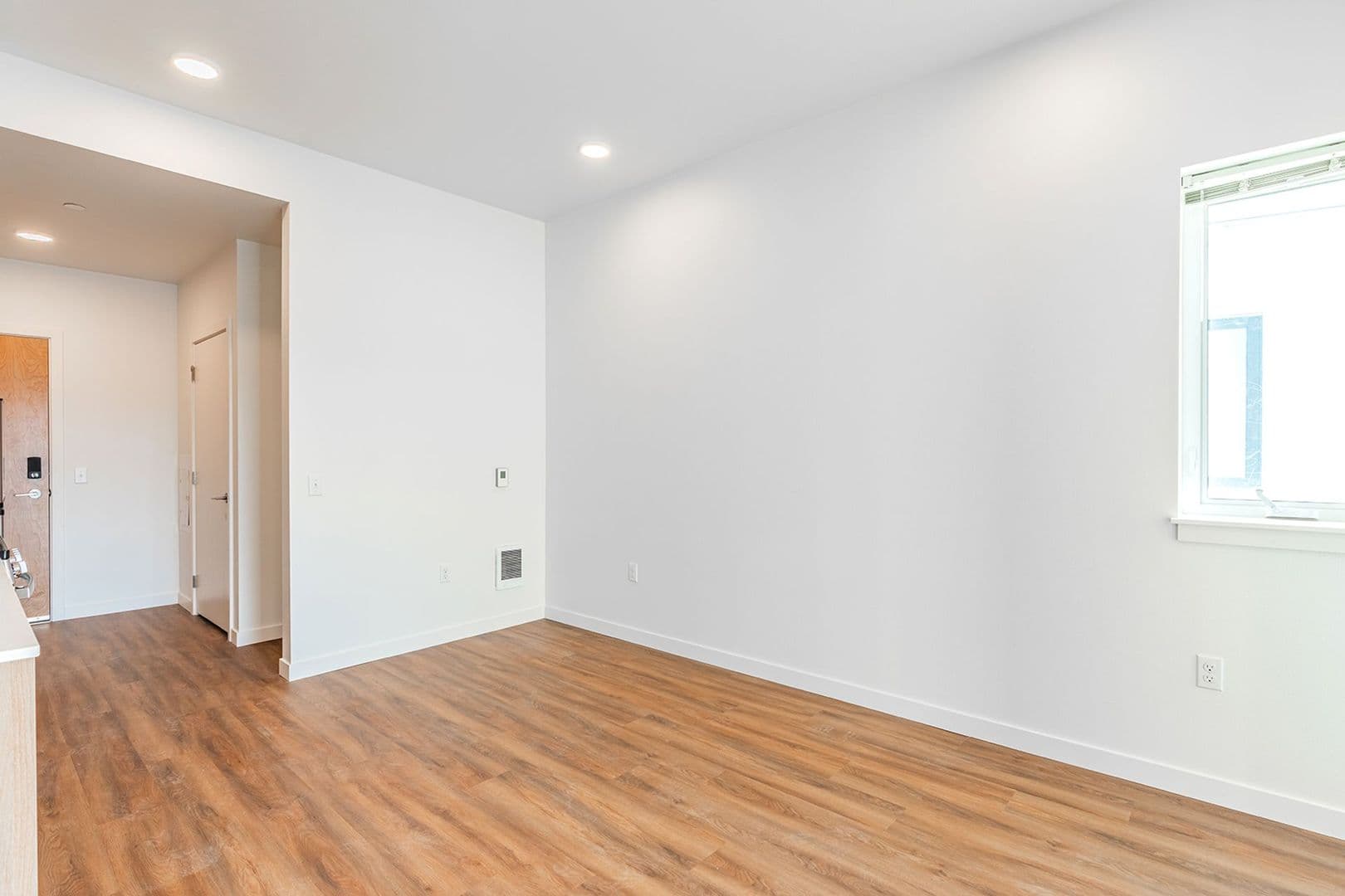 Seattle Apartment: 7324 Martin Luther King Jr Way S