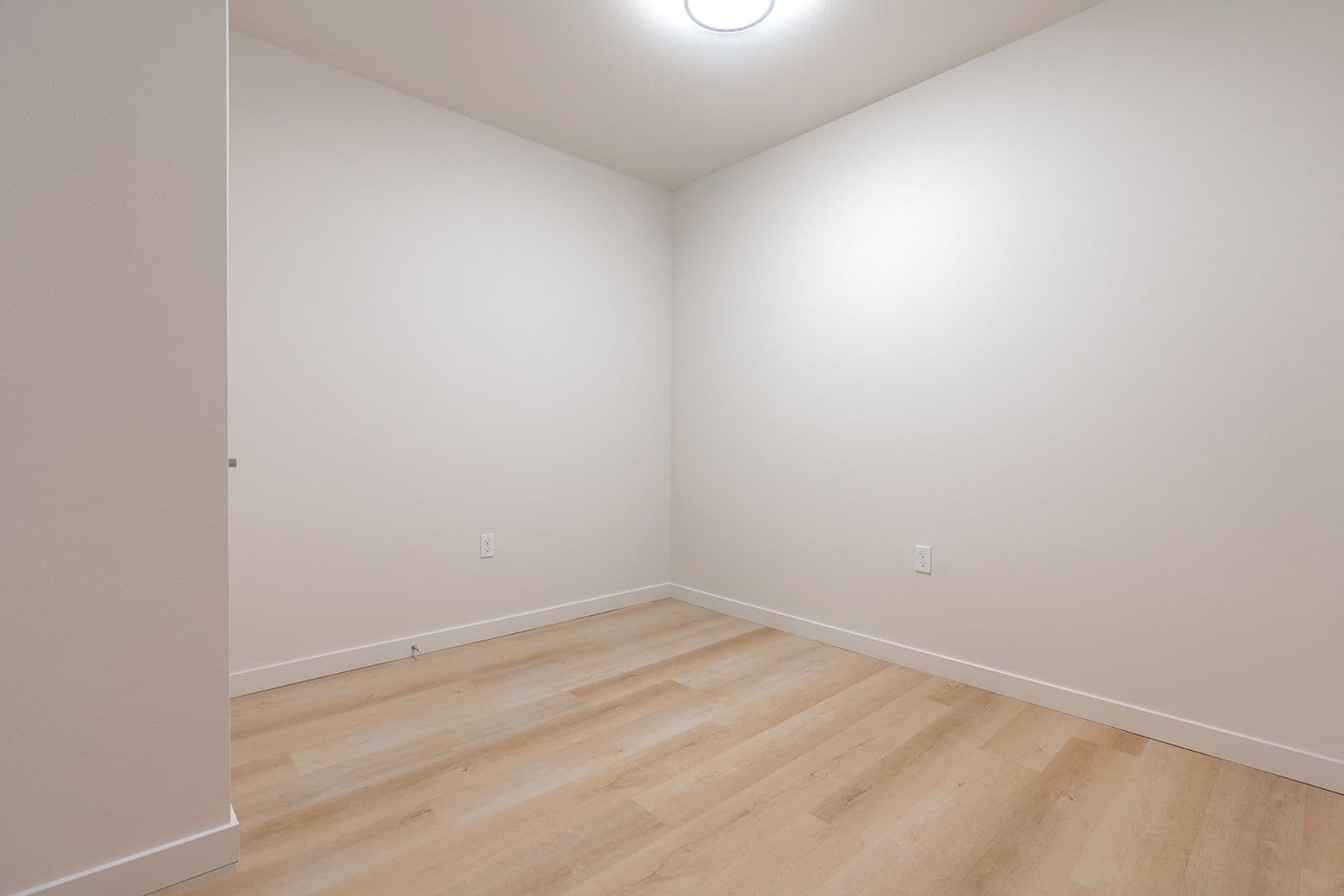 Tacoma Apartment: 2501 Commerce St