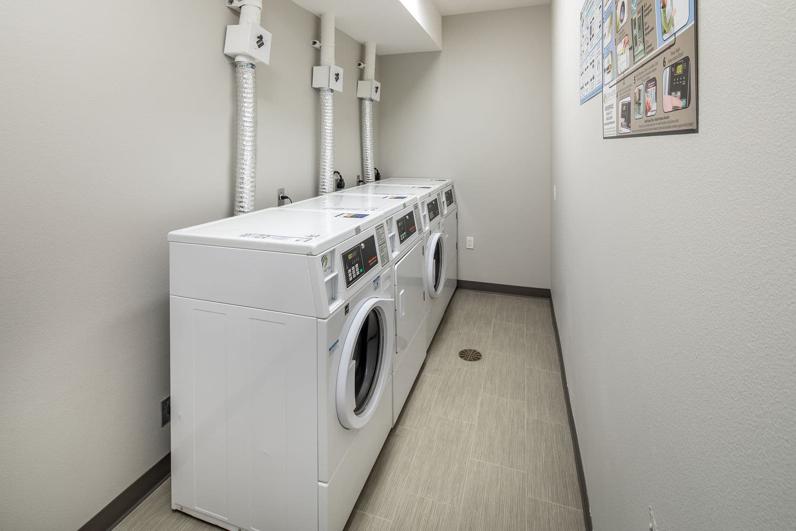 Portland Apartment: 3912 N Vancouver Ave