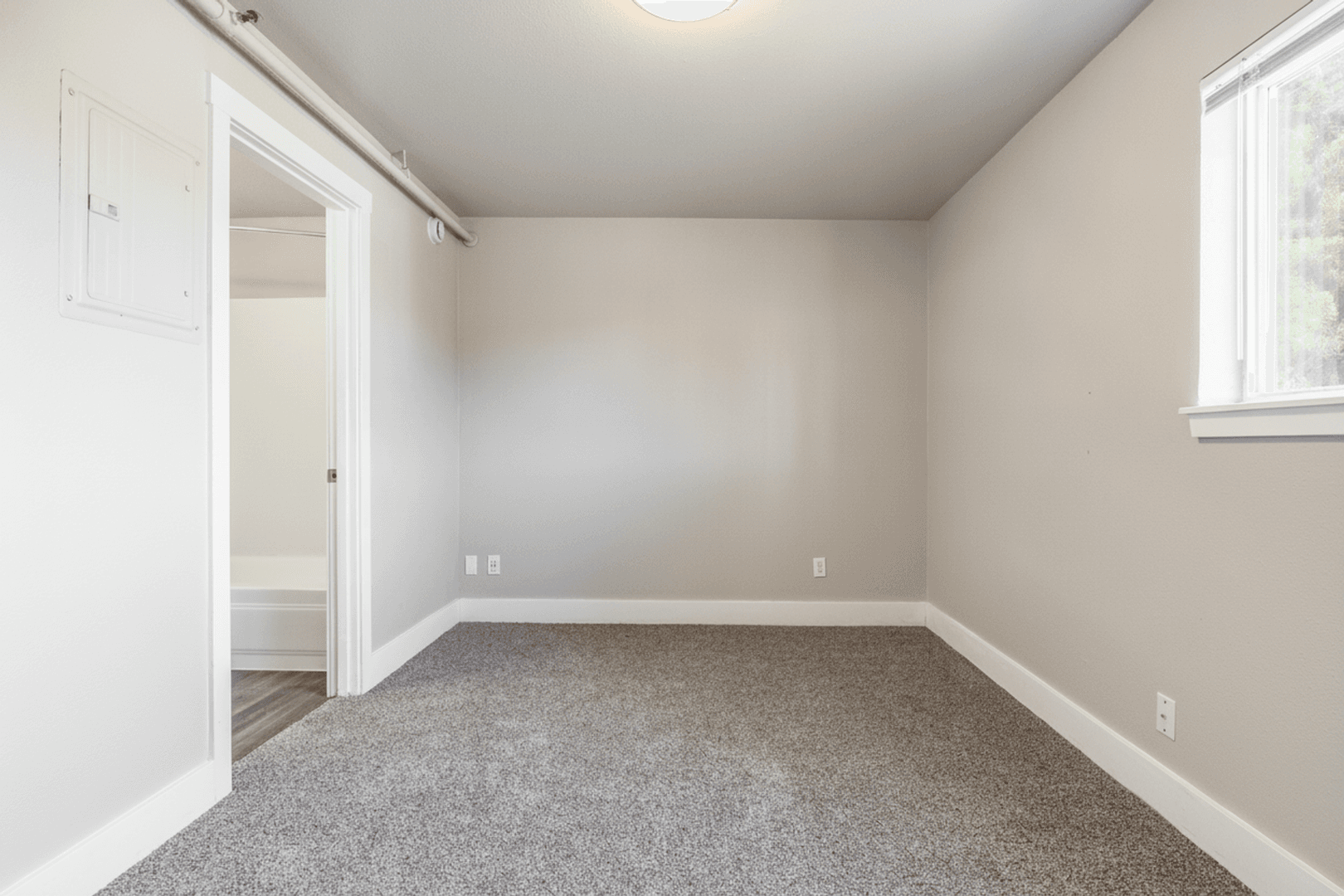 Tacoma Apartment: 1801 S 15th St