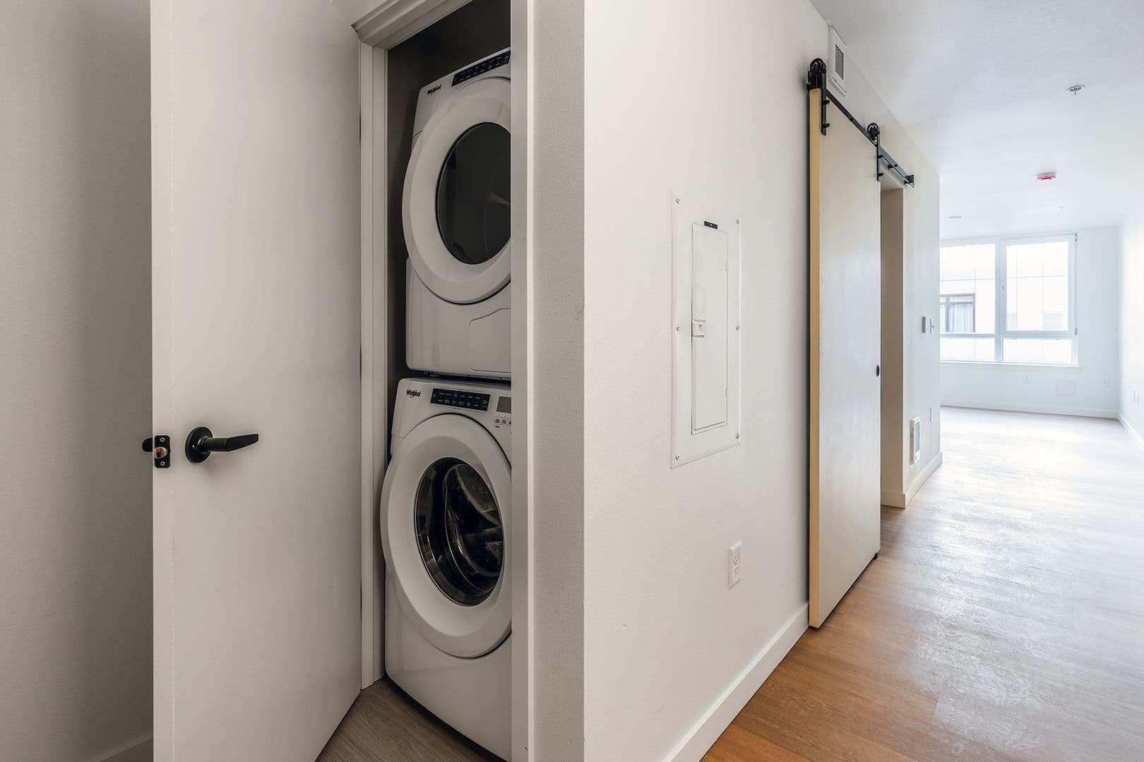 Bellevue Apartment: 290 106th Pl NE