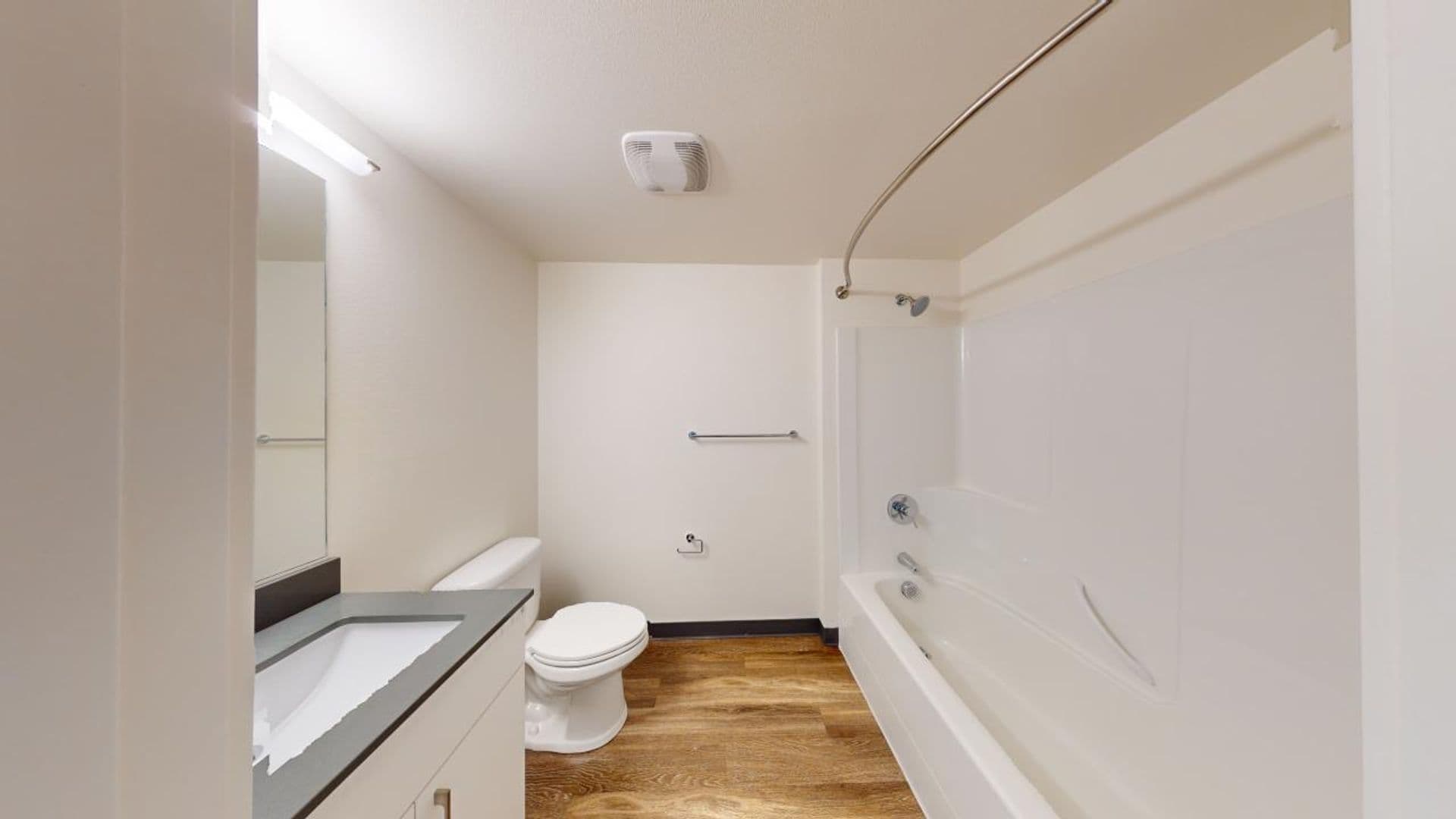 Seattle Apartment: 1715 12th Ave