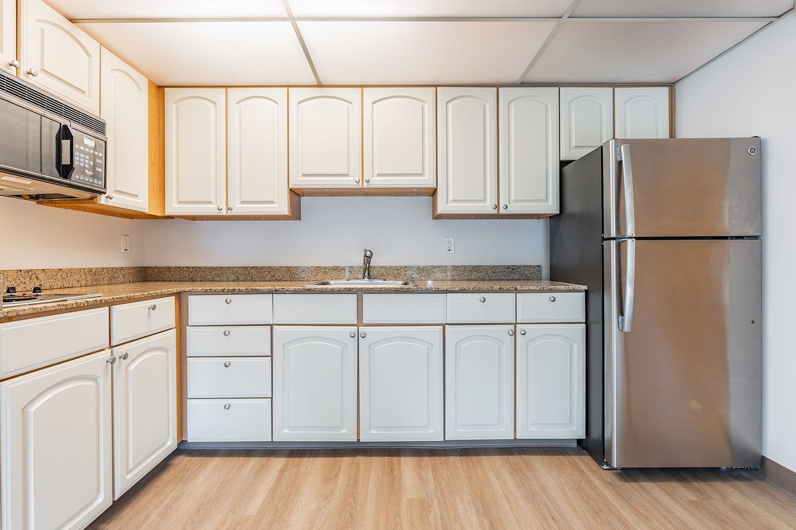Bellevue Apartment: 15750 NE 15th Street